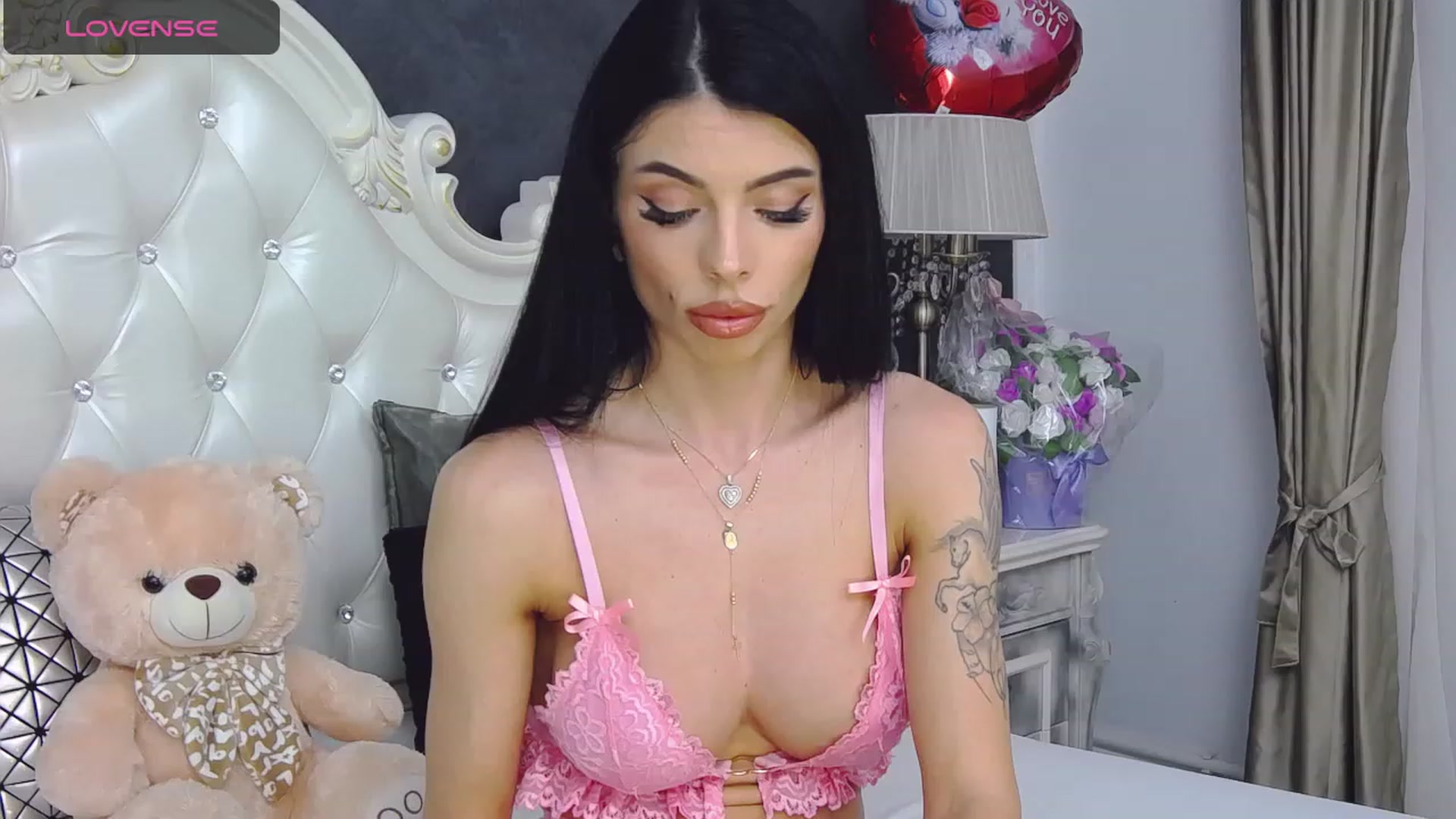 Gallery image thumbnail from Tesa000's myfreecams stream on, 11/15/2023, 14:41 image 18 of 20