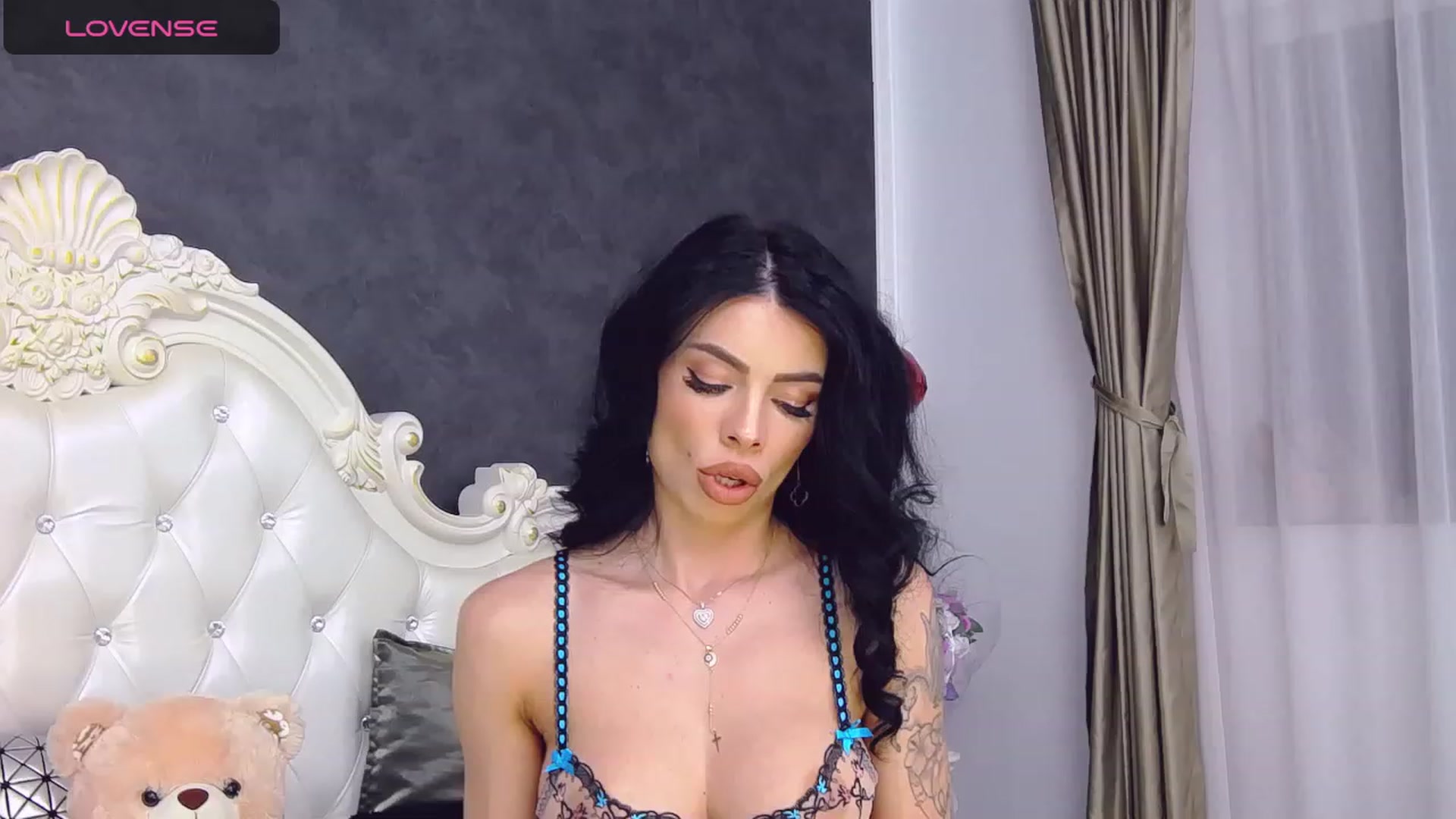 Gallery image thumbnail from Tesa000's myfreecams stream on, 11/19/2023, 12:38 image 12 of 20