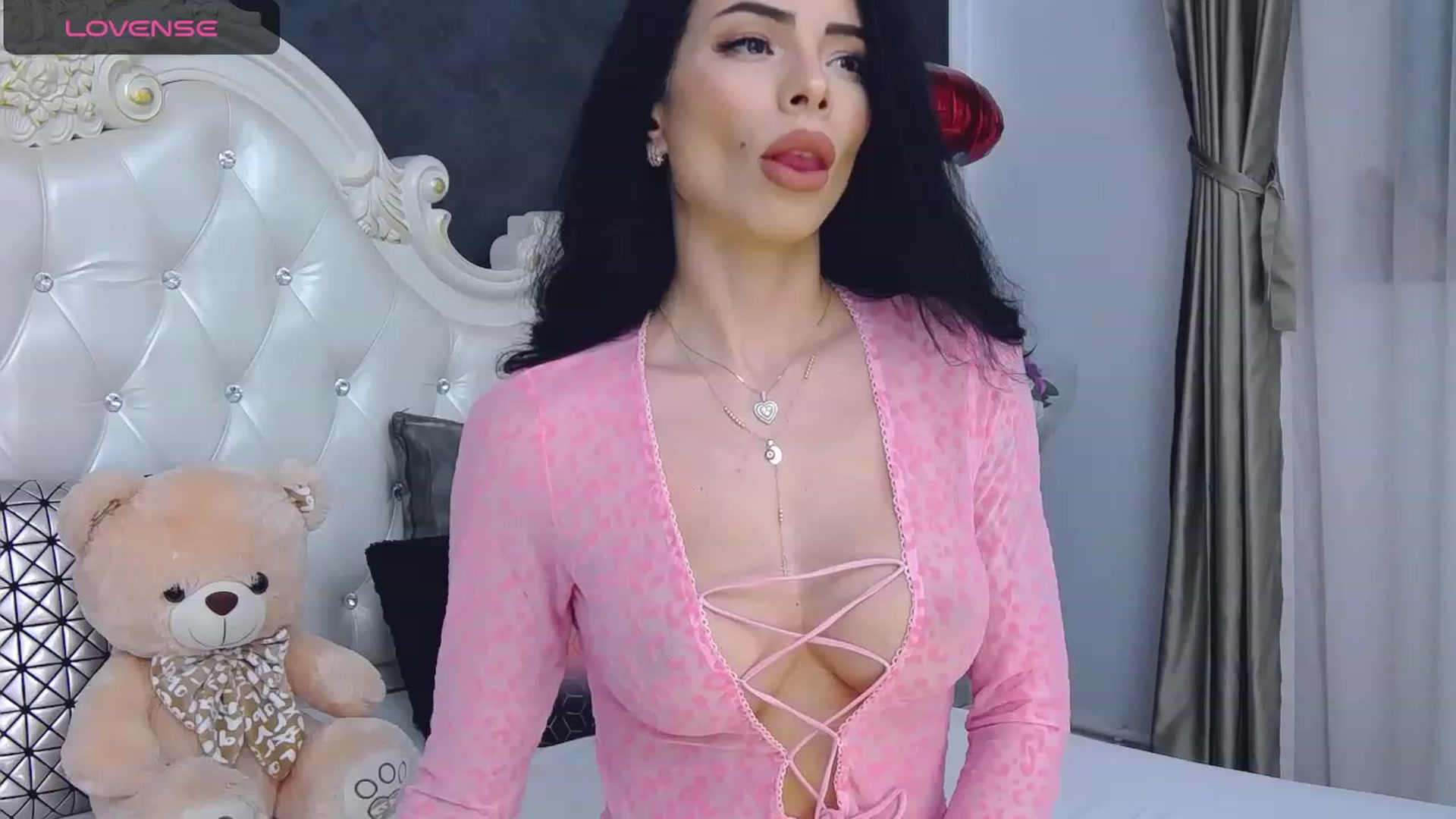 Gallery image thumbnail from Tesa000's myfreecams stream on, 11/20/2023, 09:36 image 9 of 20