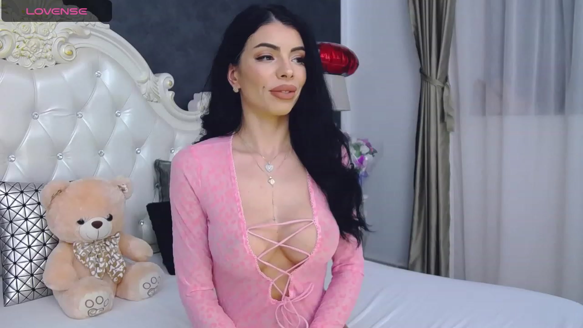 Gallery image thumbnail from Tesa000's myfreecams stream on, 11/20/2023, 09:36 image 2 of 20