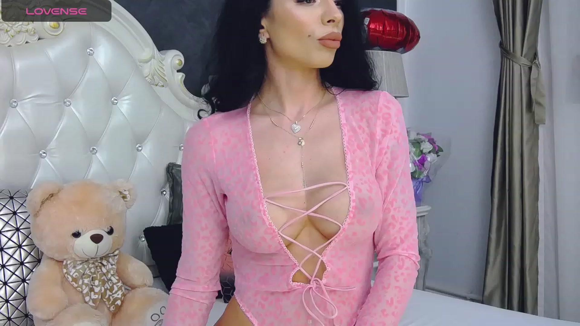 Gallery image thumbnail from Tesa000's myfreecams stream on, 11/20/2023, 10:22 image 8 of 20