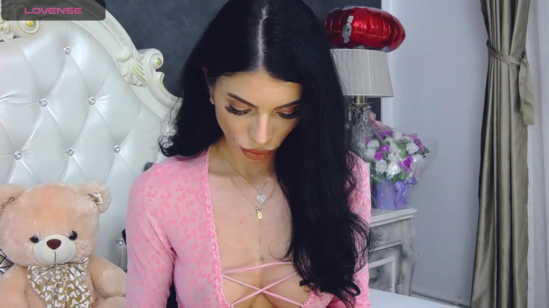 Gallery image thumbnail from Tesa000's myfreecams stream on, 11/20/2023, 13:16 image 3 of 20