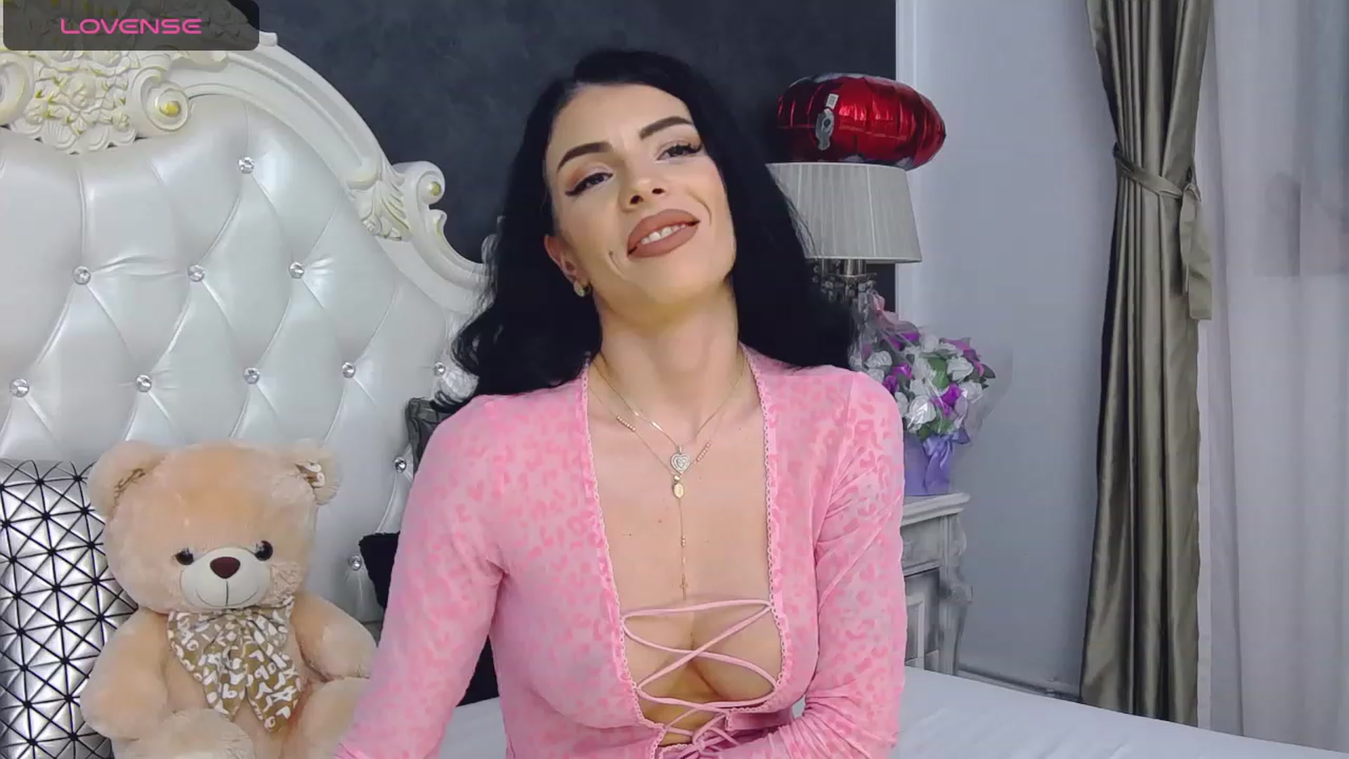 Gallery image thumbnail from Tesa000's myfreecams stream on, 11/20/2023, 13:16 image 10 of 20