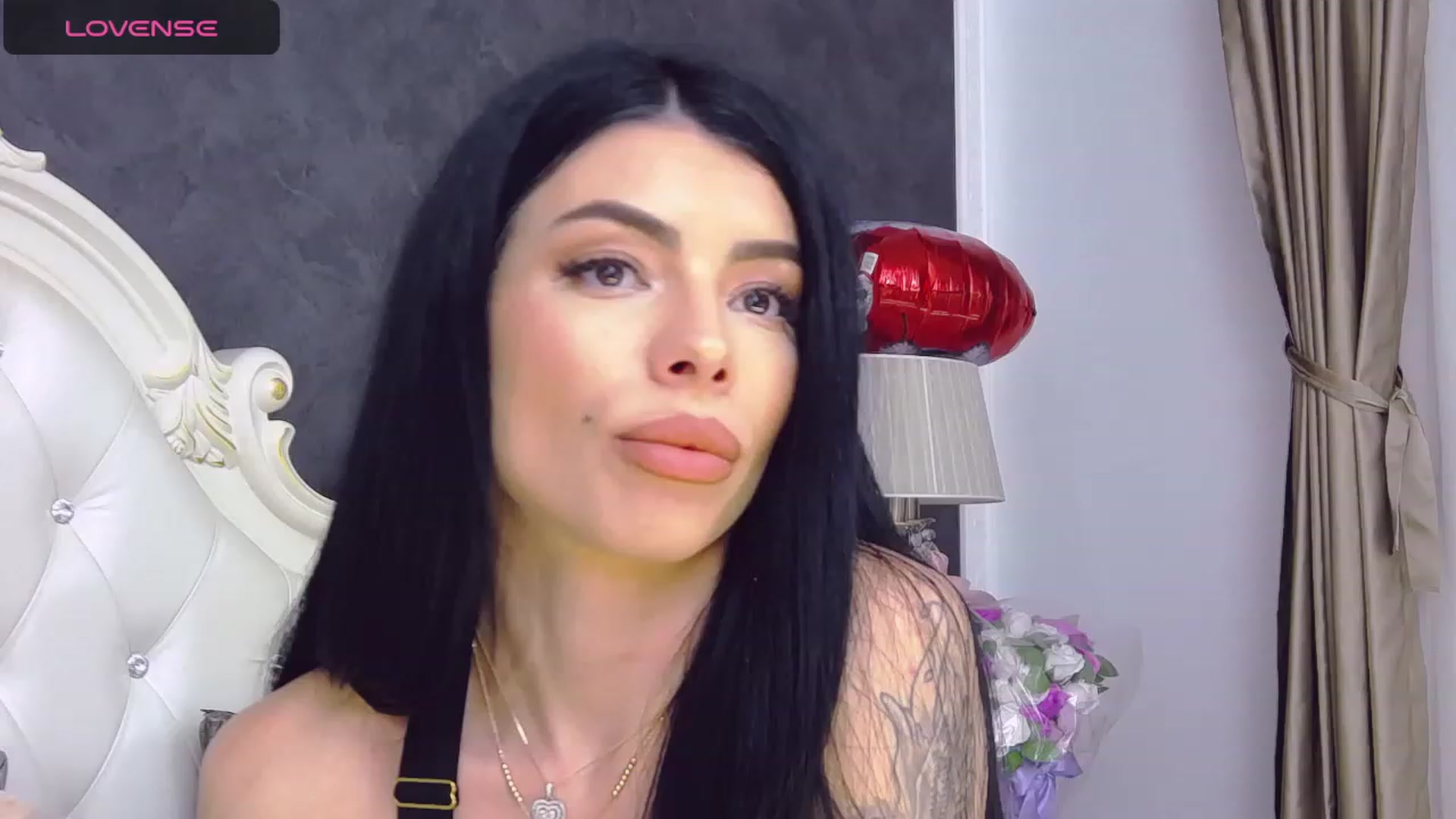 Gallery image thumbnail from Tesa000's myfreecams stream on, 11/21/2023, 16:20 image 2 of 20