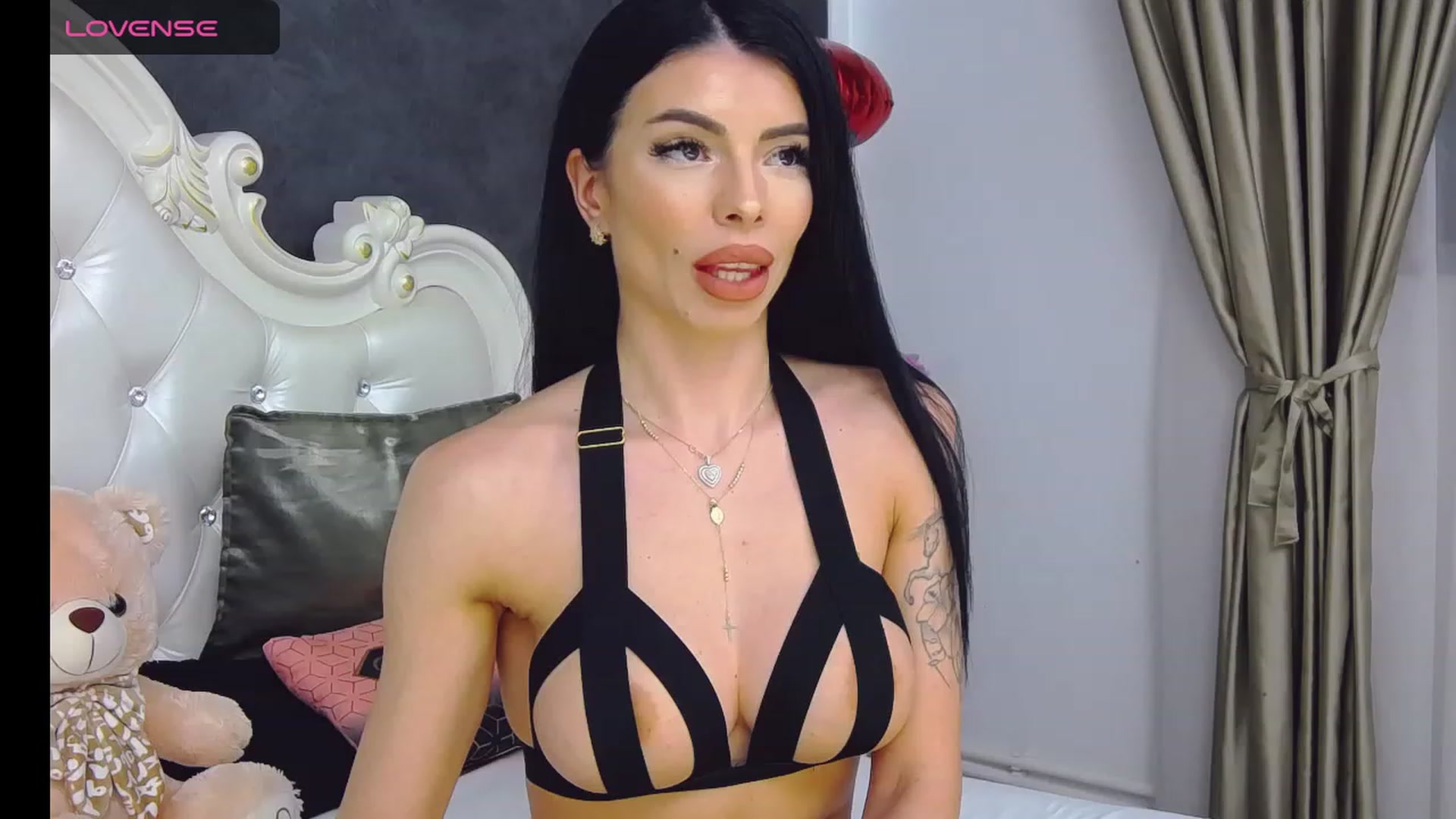 Gallery image thumbnail from Tesa000's myfreecams stream on, 11/29/2023, 14:57 image 14 of 20