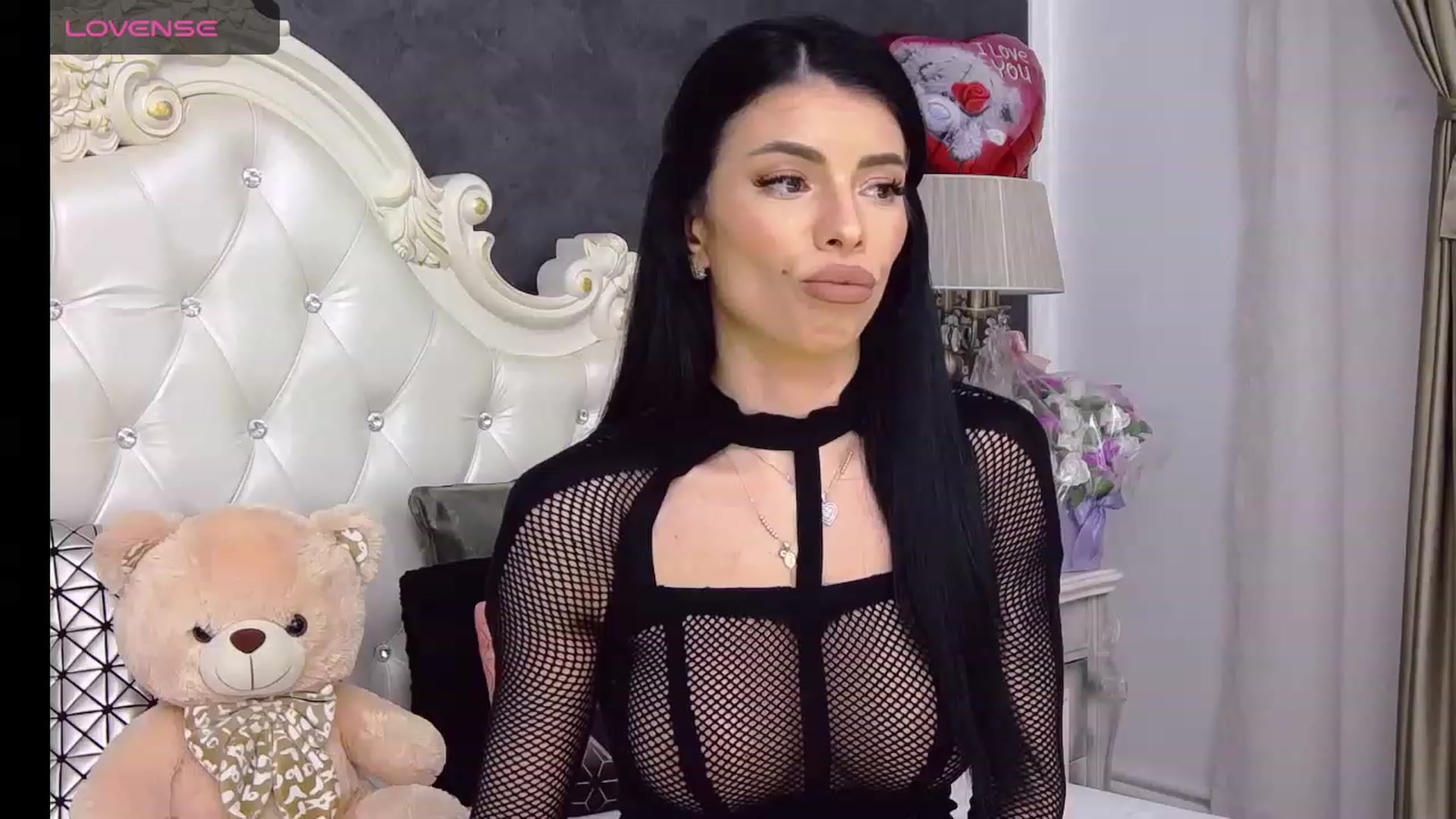 Gallery image thumbnail from Tesa000's myfreecams stream on, 12/06/2023, 13:08 image 4 of 20