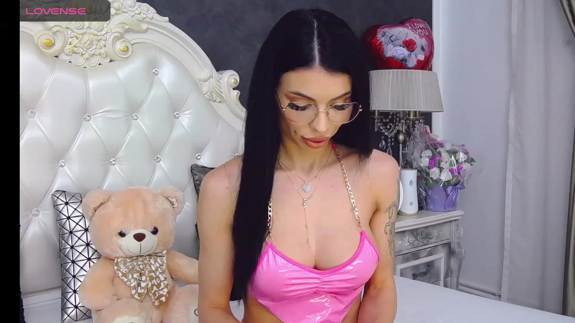 Gallery image thumbnail from Tesa000's myfreecams stream on, 12/11/2023, 09:03 image 6 of 20