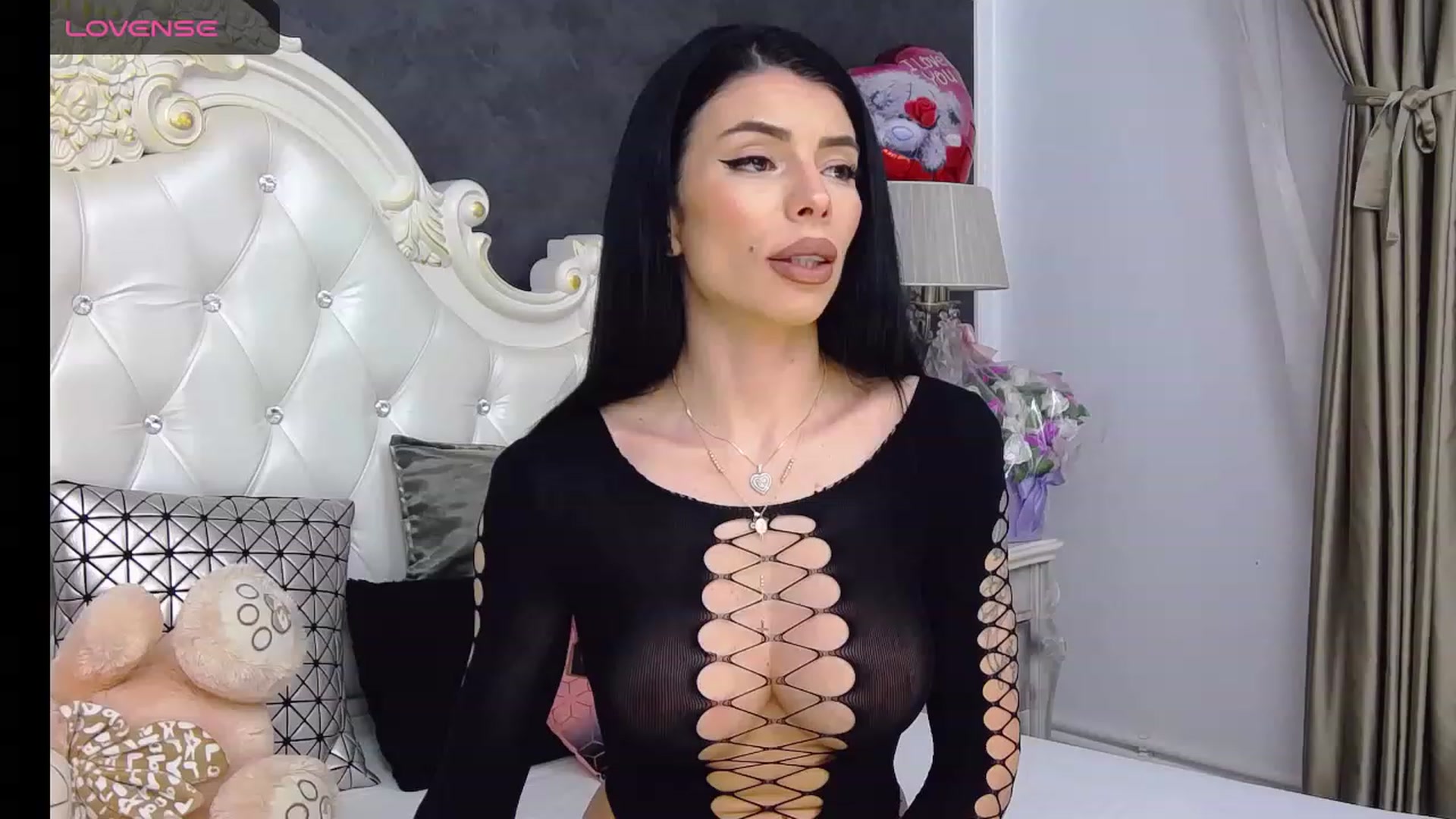 Gallery image thumbnail from Tesa000's myfreecams stream on, 12/13/2023, 12:27 image 15 of 20