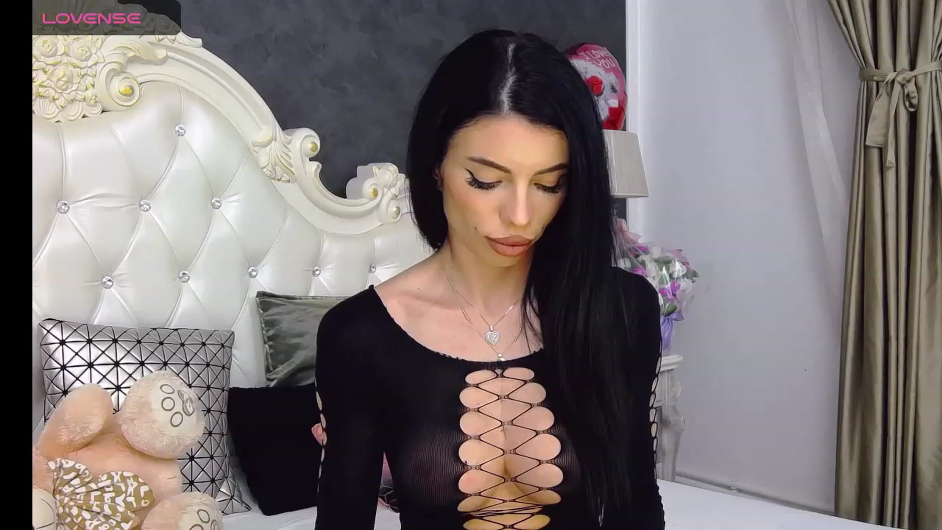 Gallery image thumbnail from Tesa000's myfreecams stream on, 12/13/2023, 13:00 image 11 of 20