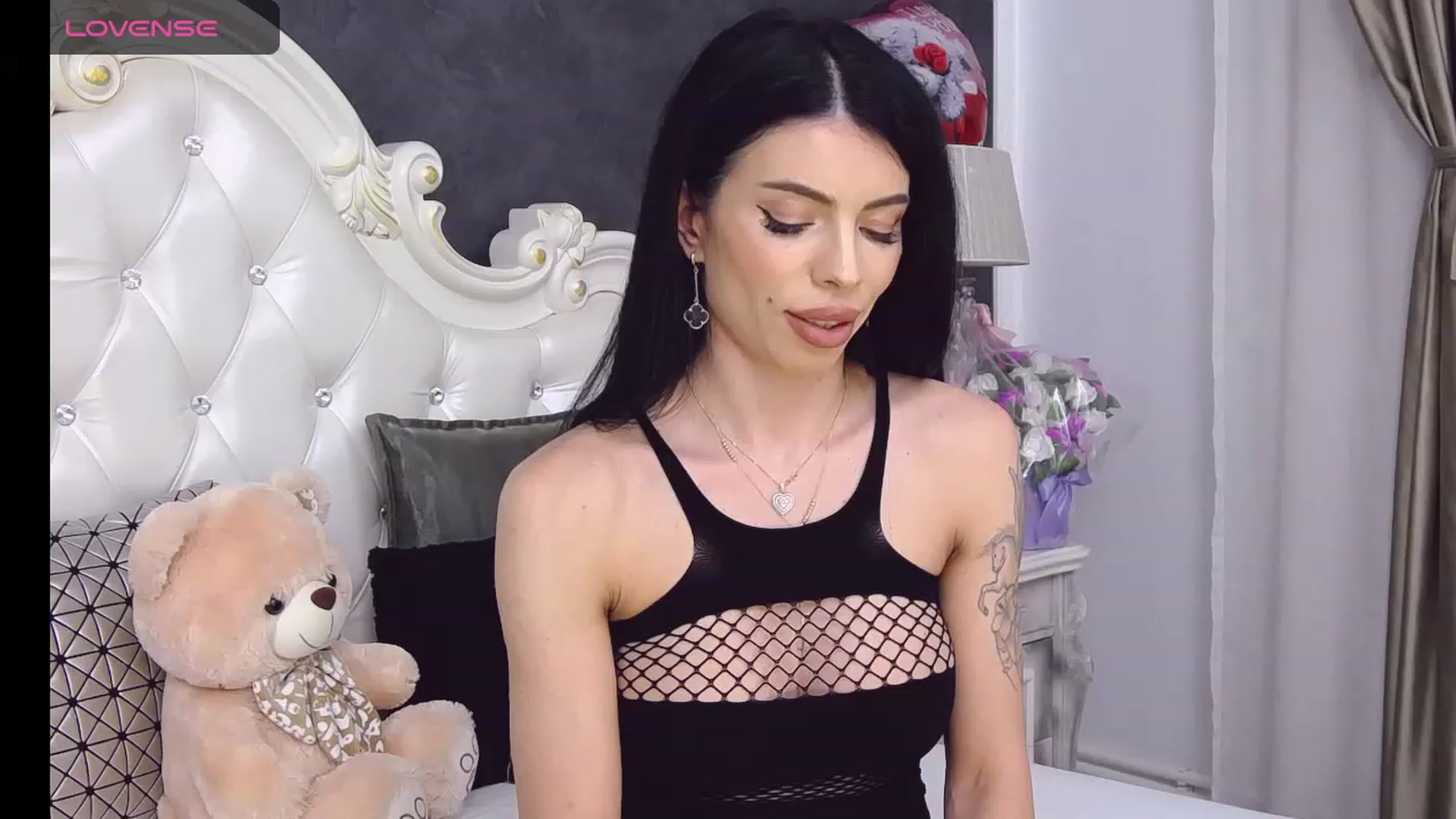 Gallery image thumbnail from Tesa000's myfreecams stream on, 12/14/2023, 15:17 image 6 of 20