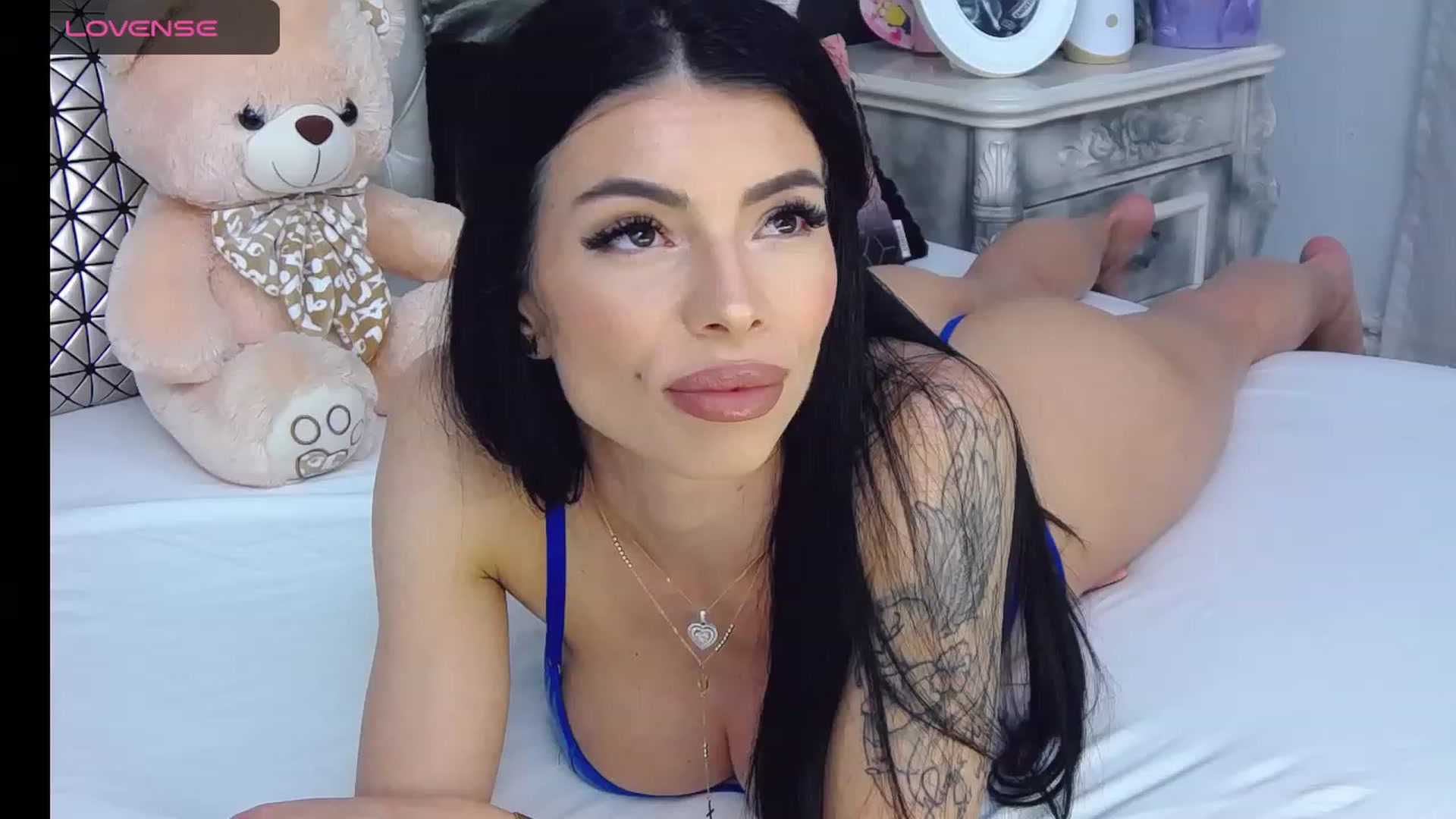 Gallery image thumbnail from Tesa000's myfreecams stream on, 12/15/2023, 12:19 image 13 of 20