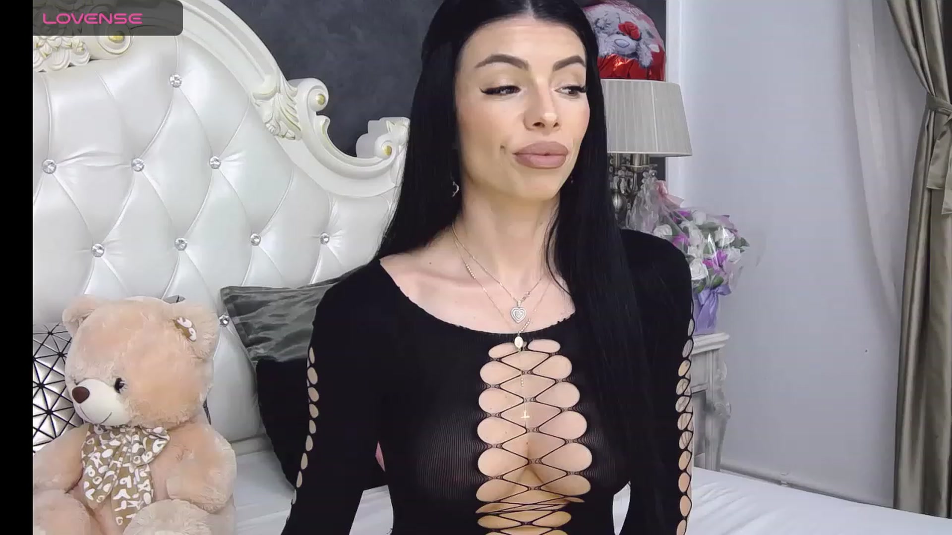 Gallery image thumbnail from Tesa000's myfreecams stream on, 12/16/2023, 12:46 image 16 of 20