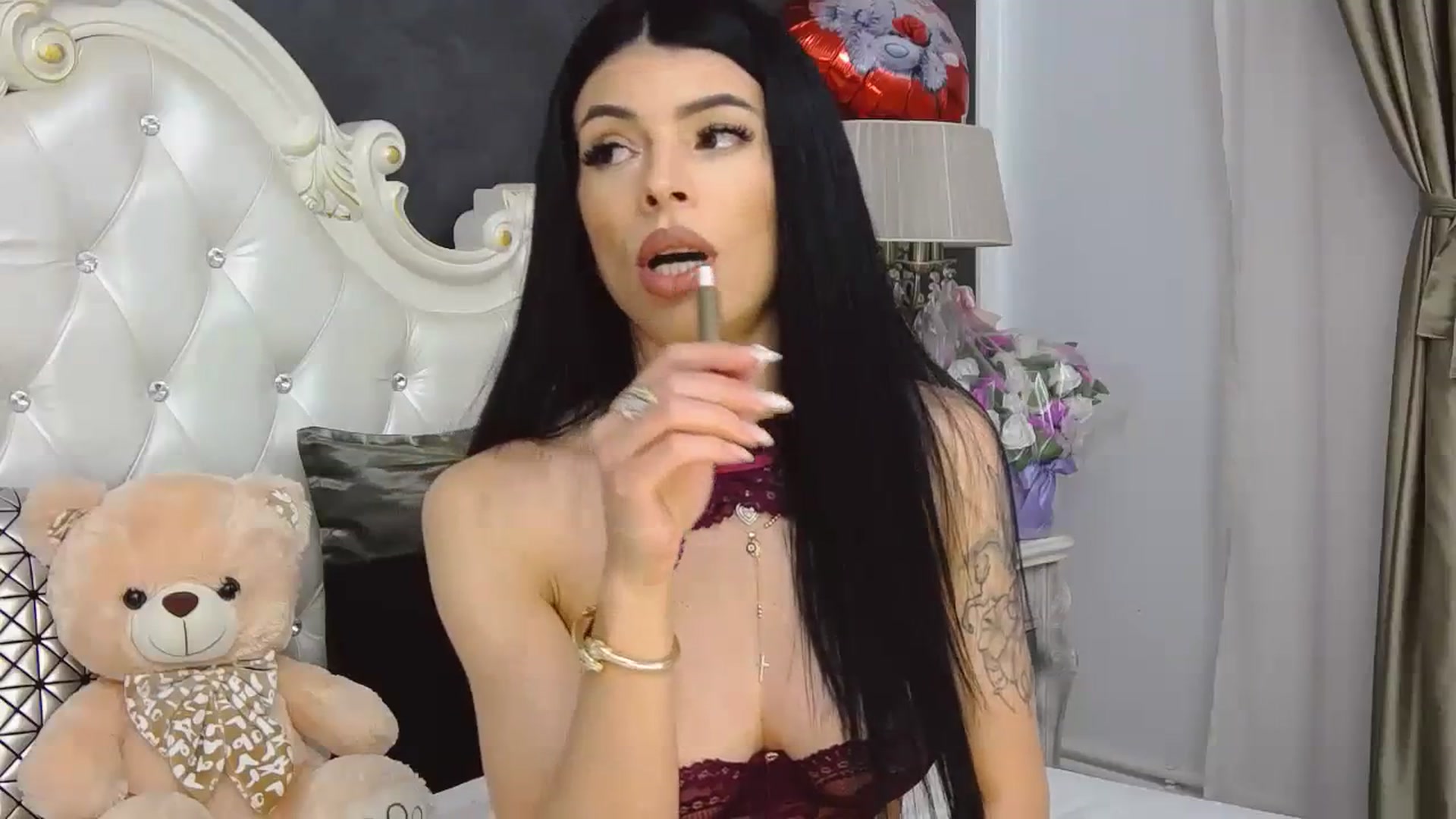 Gallery image thumbnail from Tesa000's myfreecams stream on, 12/20/2023, 14:23 image 10 of 20