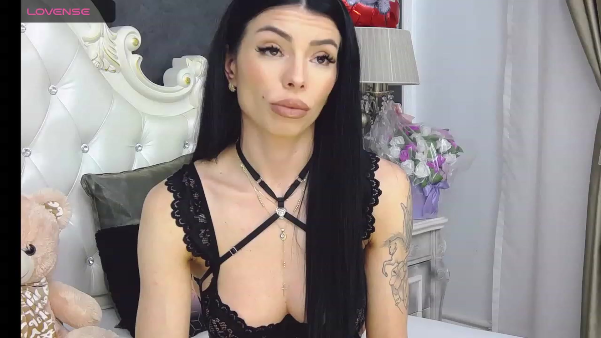 Gallery image thumbnail from Tesa000's myfreecams stream on, 12/22/2023, 14:17 image 12 of 20