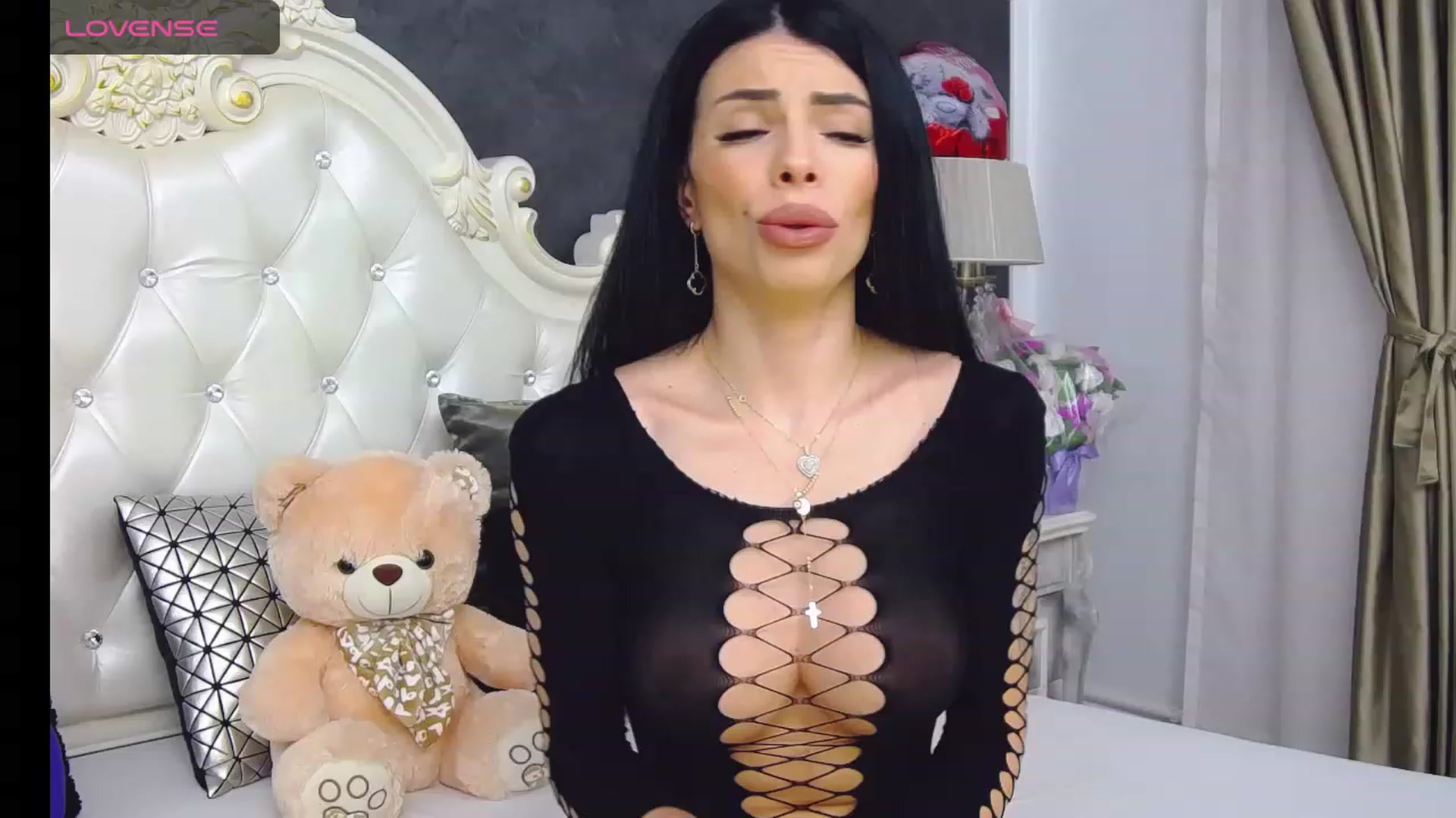 Gallery image thumbnail from Tesa000's myfreecams stream on, 12/28/2023, 07:59 image 10 of 20