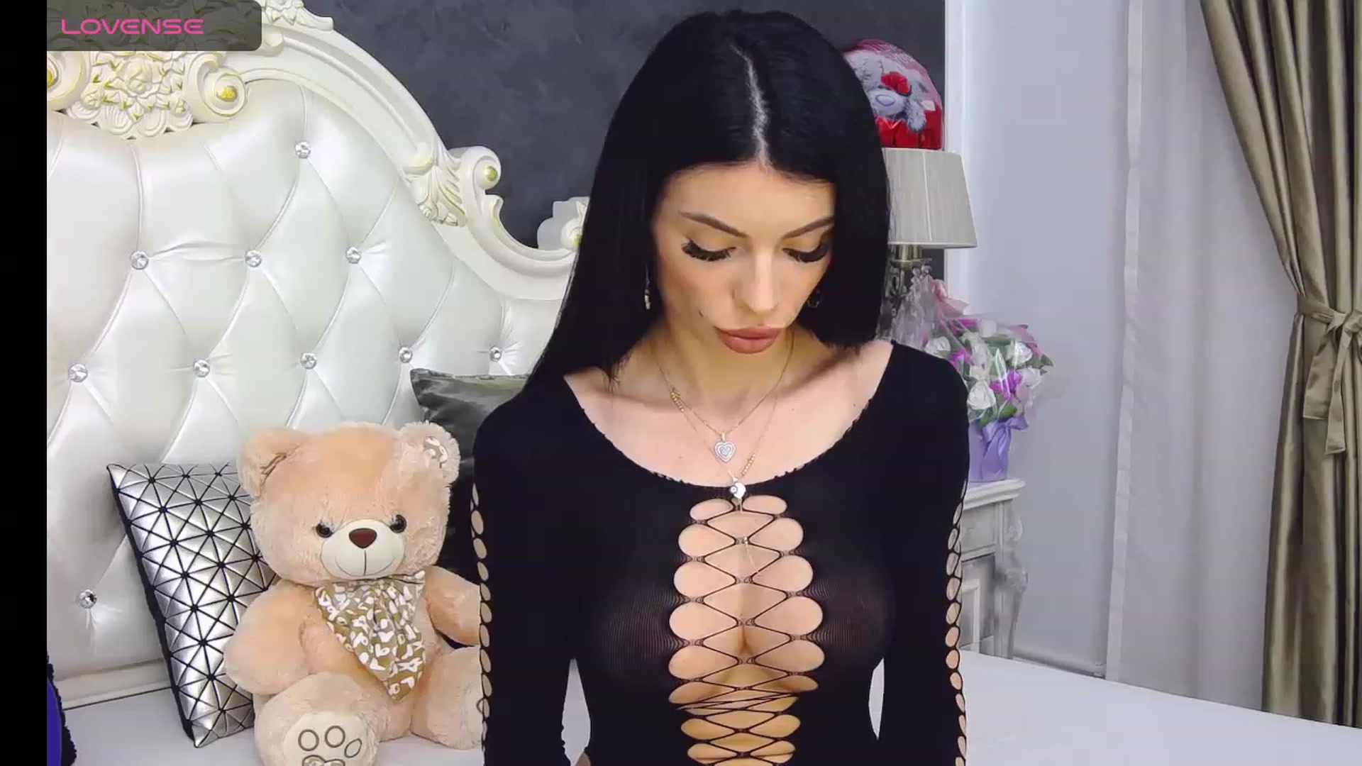 Gallery image thumbnail from Tesa000's myfreecams stream on, 12/28/2023, 08:20 image 18 of 20