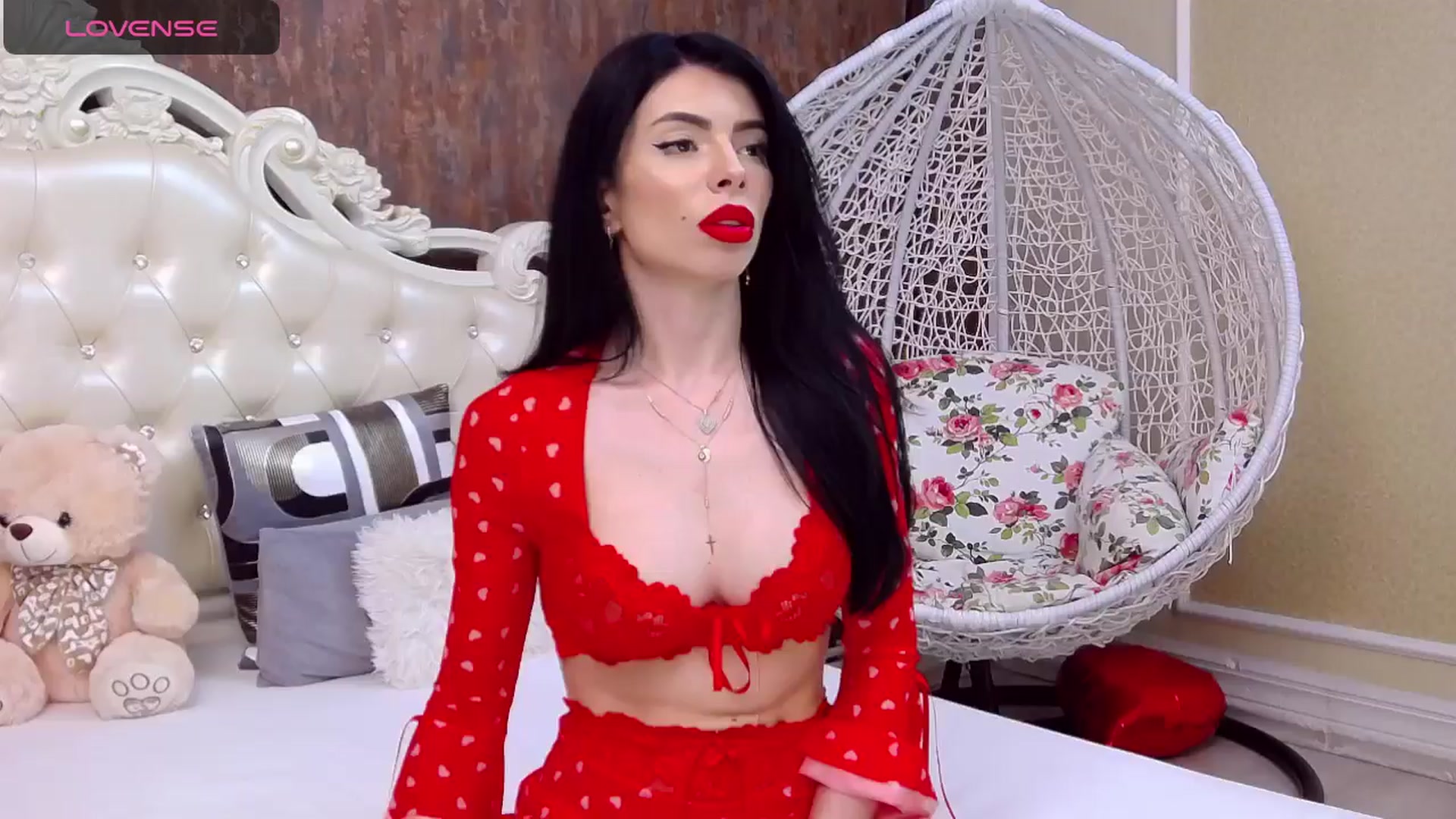 Gallery image thumbnail from Tesa000's myfreecams stream on, 04/12/2024, 12:43 image 15 of 20
