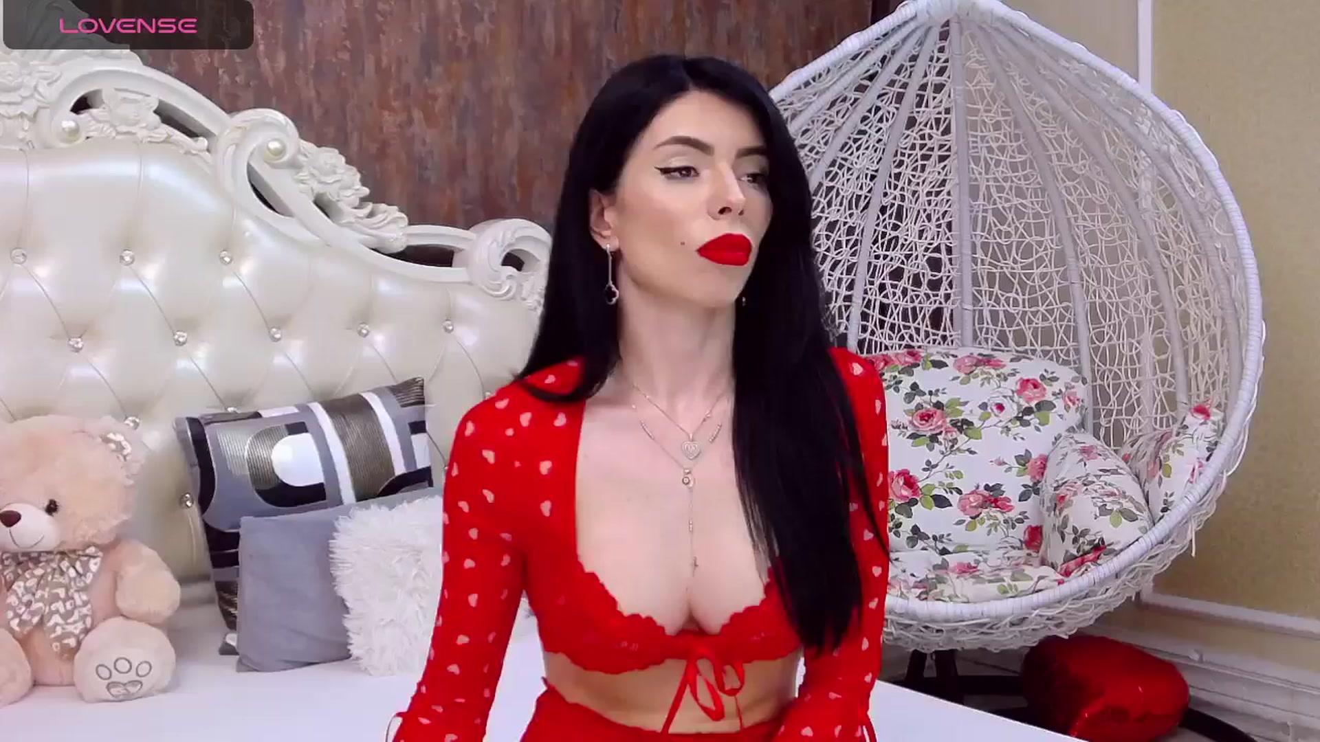Gallery image thumbnail from Tesa000's myfreecams stream on, 04/12/2024, 12:43 image 20 of 20