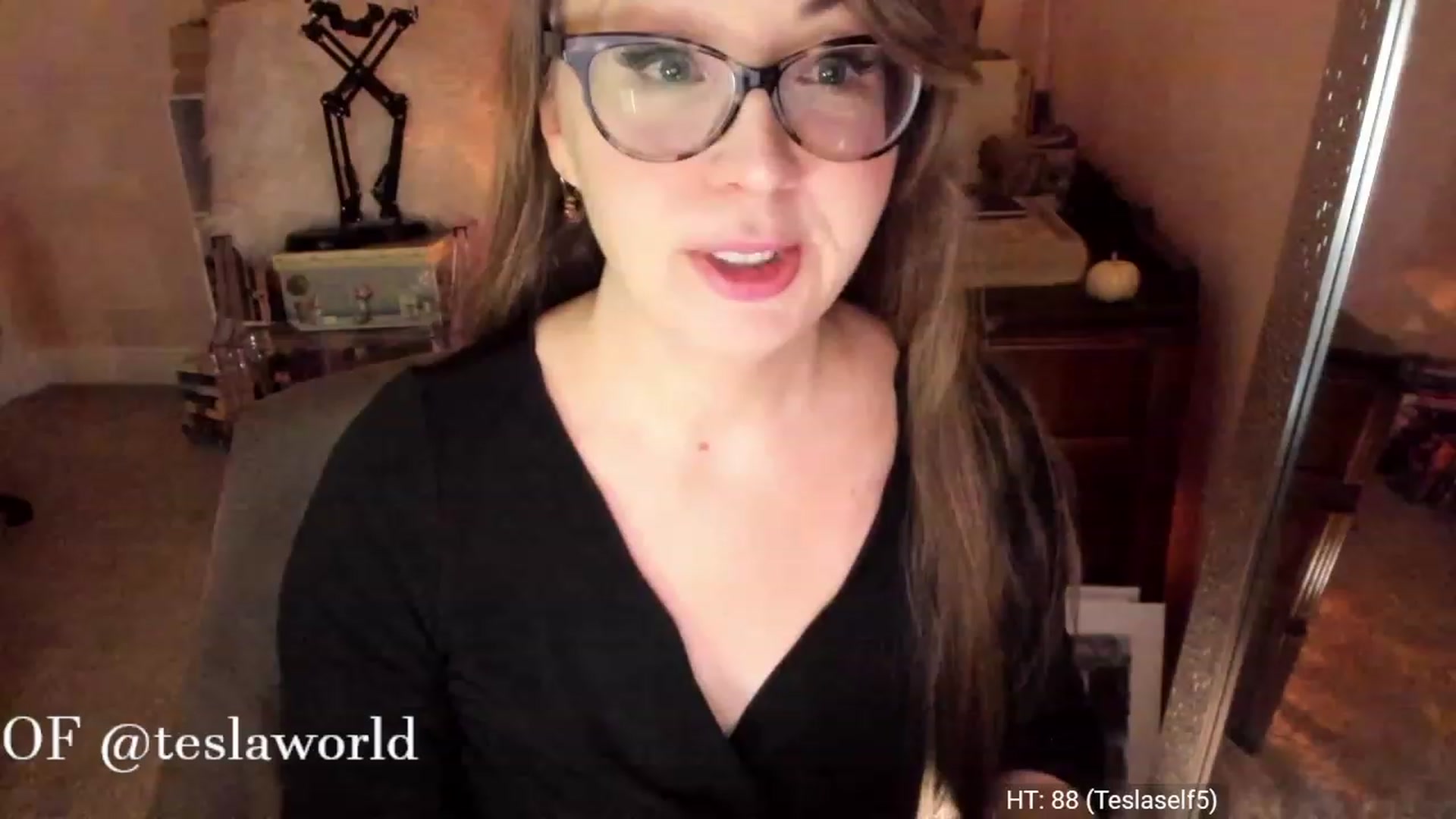 Gallery image thumbnail from Tesla's myfreecams stream on, 11/20/2022, 05:50 image 4 of 20