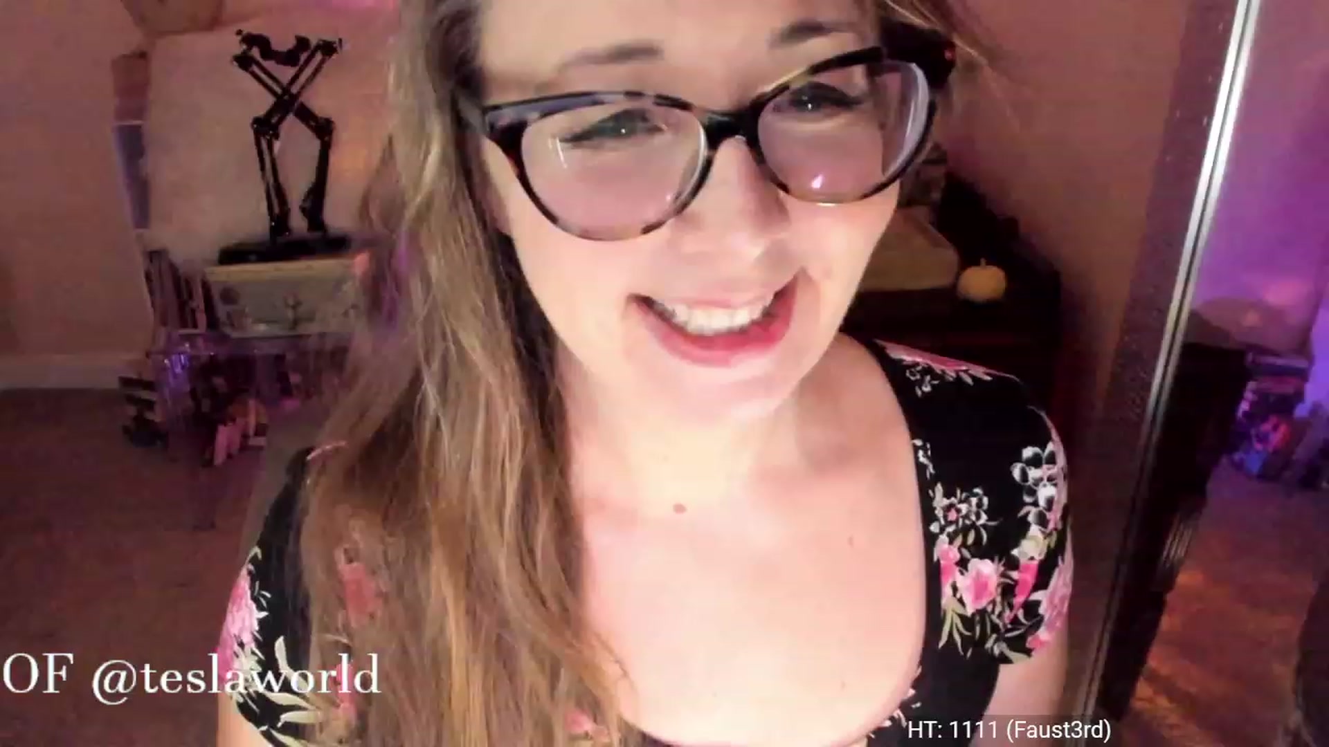 Gallery image thumbnail from Tesla's myfreecams stream on, 11/26/2022, 06:14 image 7 of 20