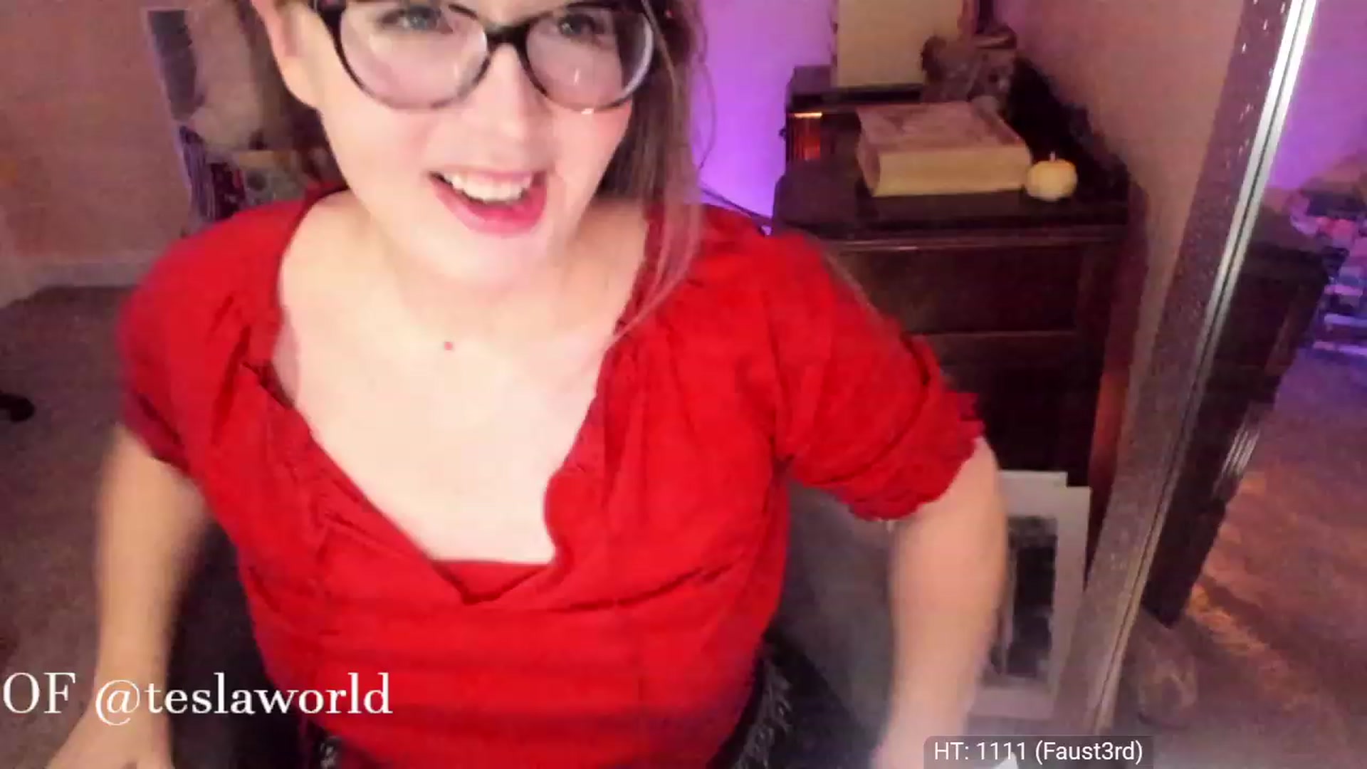 Gallery image thumbnail from Tesla's myfreecams stream on, 11/27/2022, 06:23 image 16 of 20