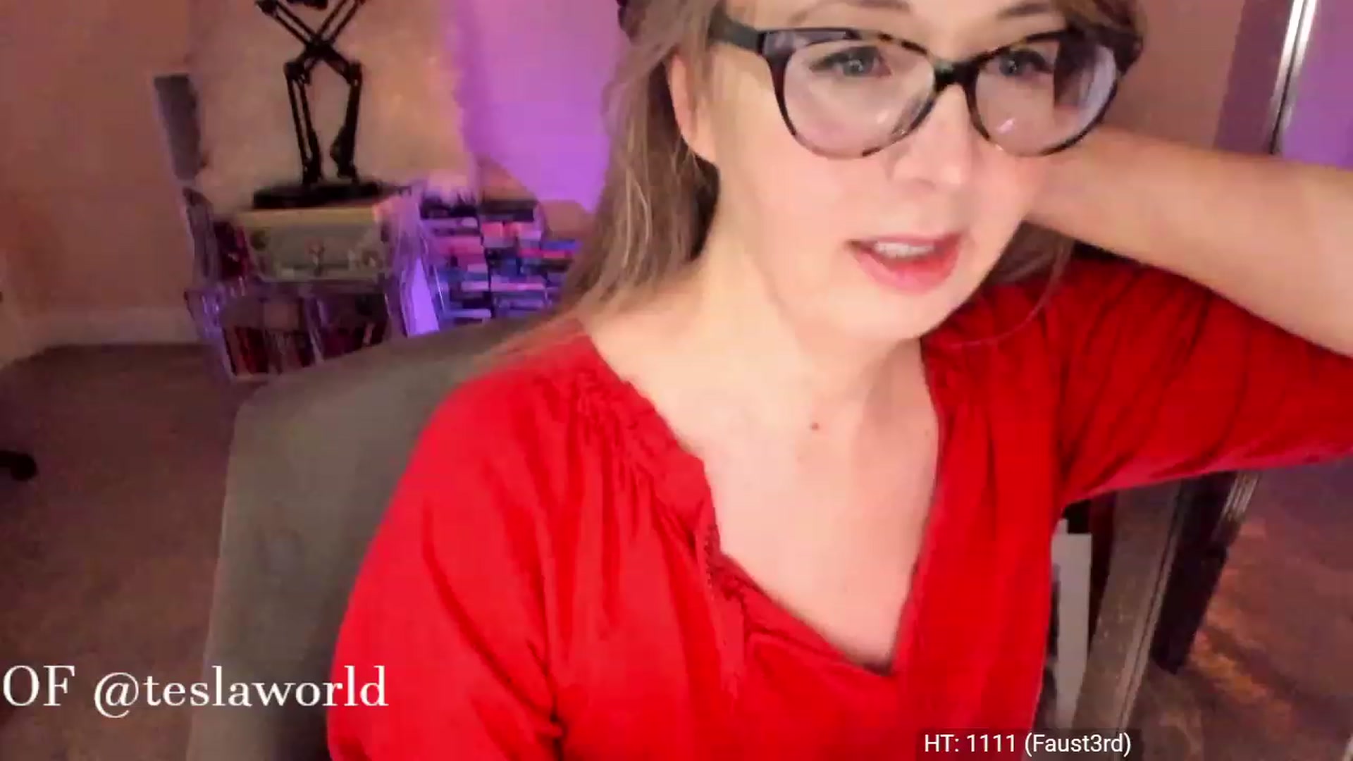 Gallery image thumbnail from Tesla's myfreecams stream on, 11/27/2022, 06:23 image 19 of 20