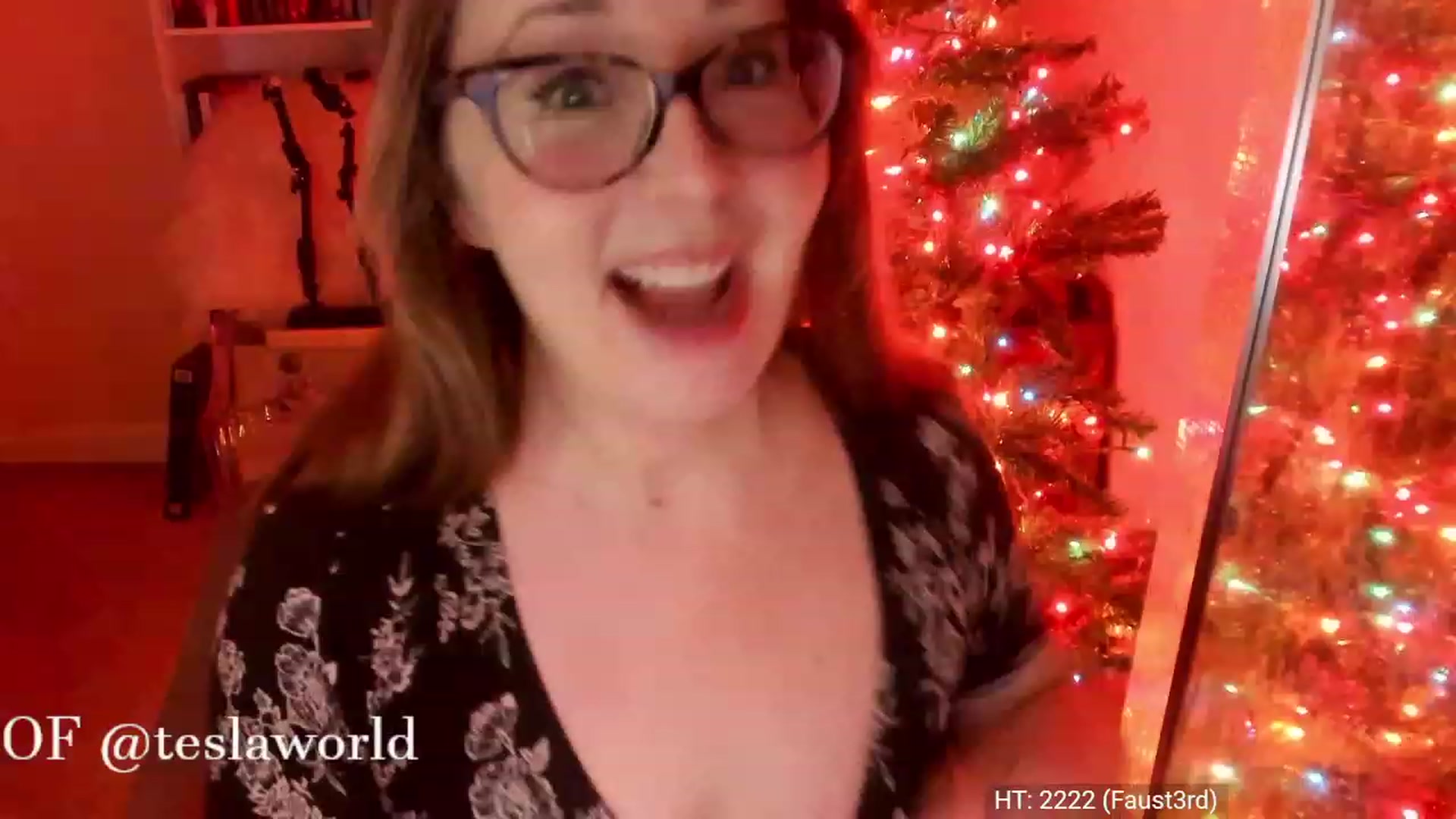 Gallery image thumbnail from Tesla's myfreecams stream on, 12/11/2022, 05:14 image 10 of 20