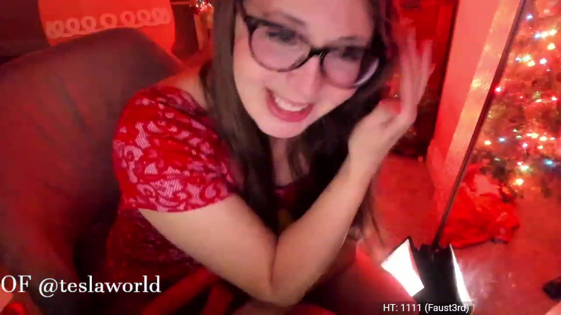 Gallery image thumbnail from Tesla's myfreecams stream on, 12/24/2022, 06:08 image 19 of 20