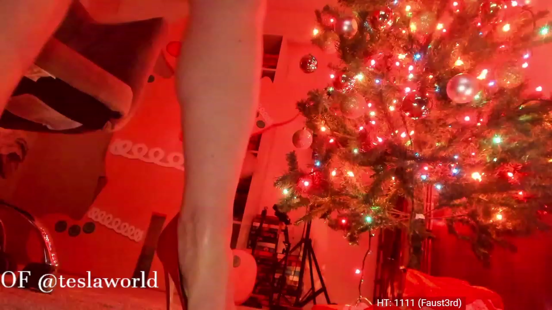 Gallery image thumbnail from Tesla's myfreecams stream on, 12/24/2022, 06:54 image 7 of 20