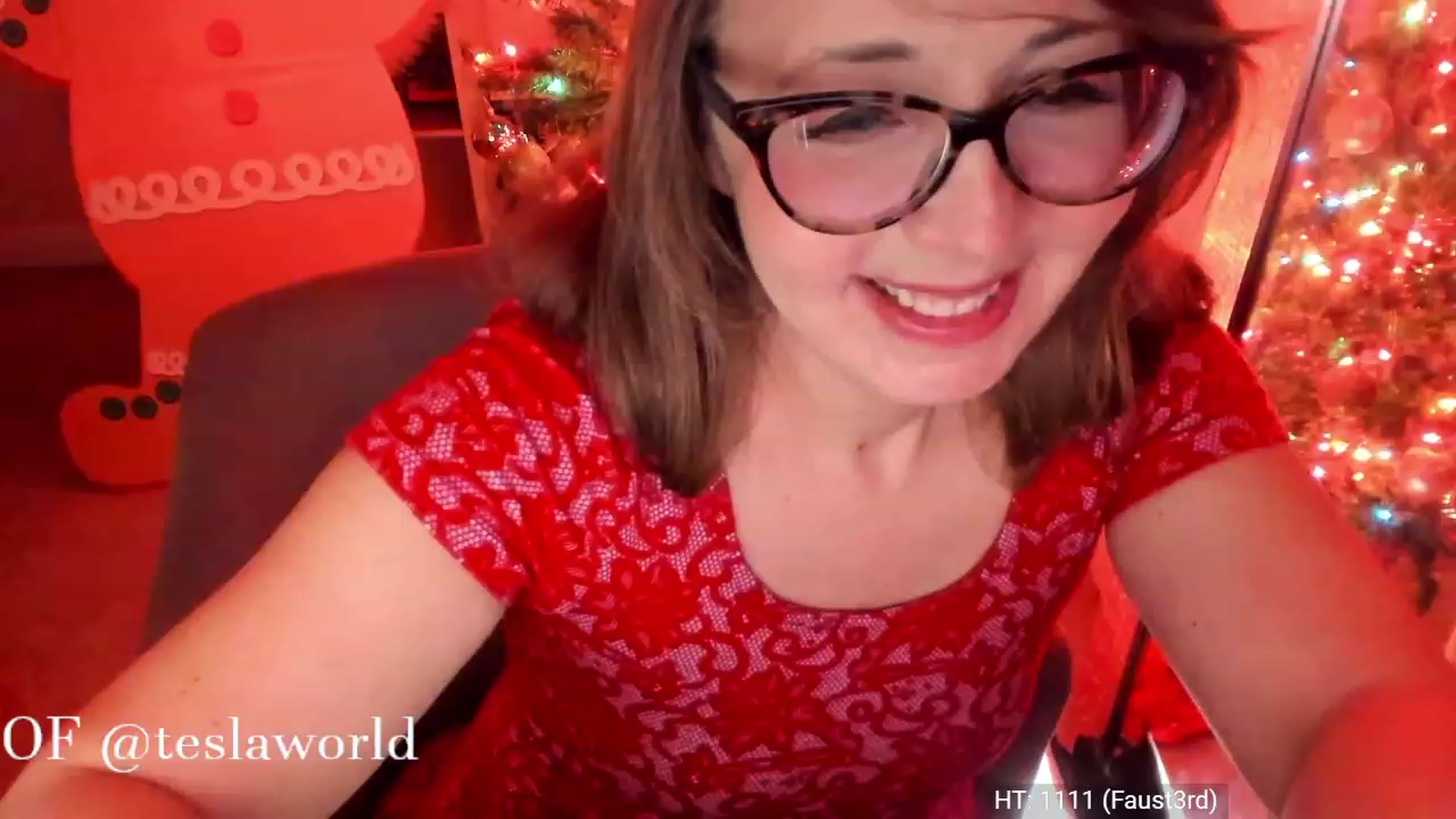 Gallery image thumbnail from Tesla's myfreecams stream on, 12/24/2022, 06:54 image 10 of 20