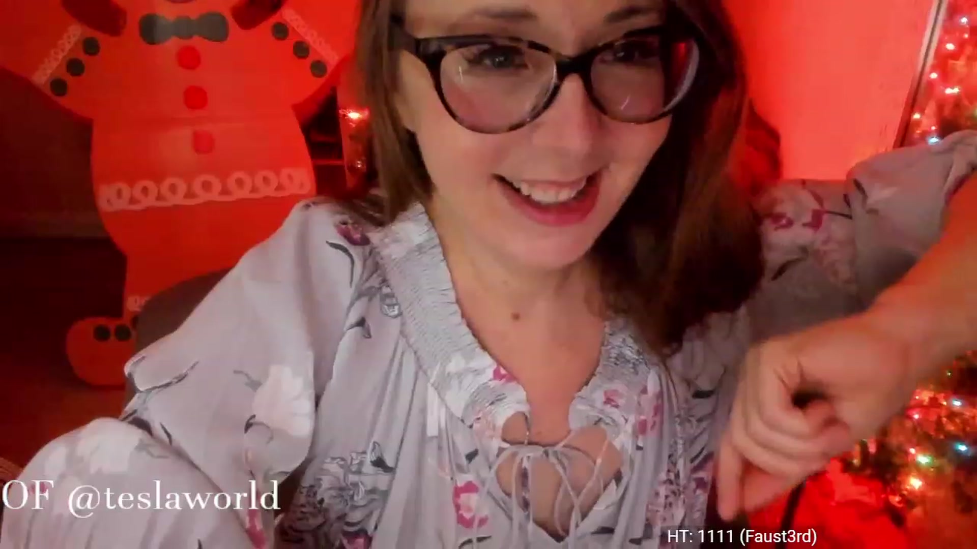 Gallery image thumbnail from Tesla's myfreecams stream on, 12/31/2022, 06:50 image 12 of 20