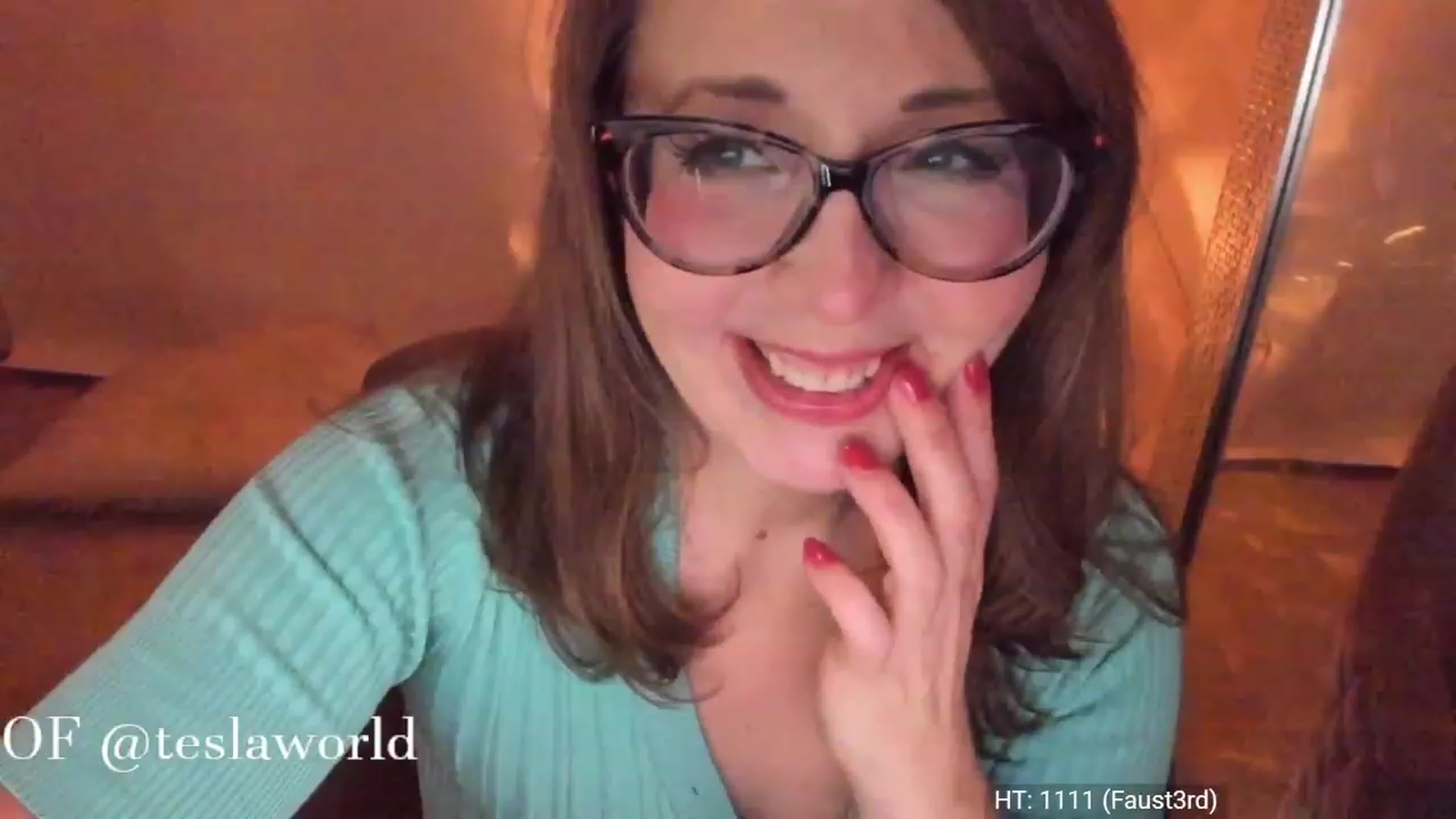 Gallery image thumbnail from Tesla's myfreecams stream on, 02/17/2023, 06:26 image 18 of 20