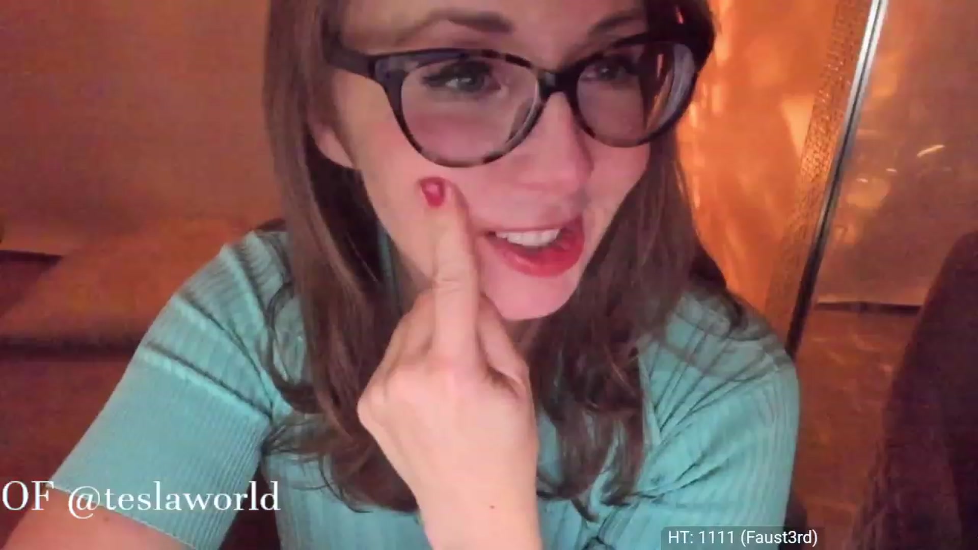 Gallery image thumbnail from Tesla's myfreecams stream on, 02/17/2023, 06:26 image 13 of 20