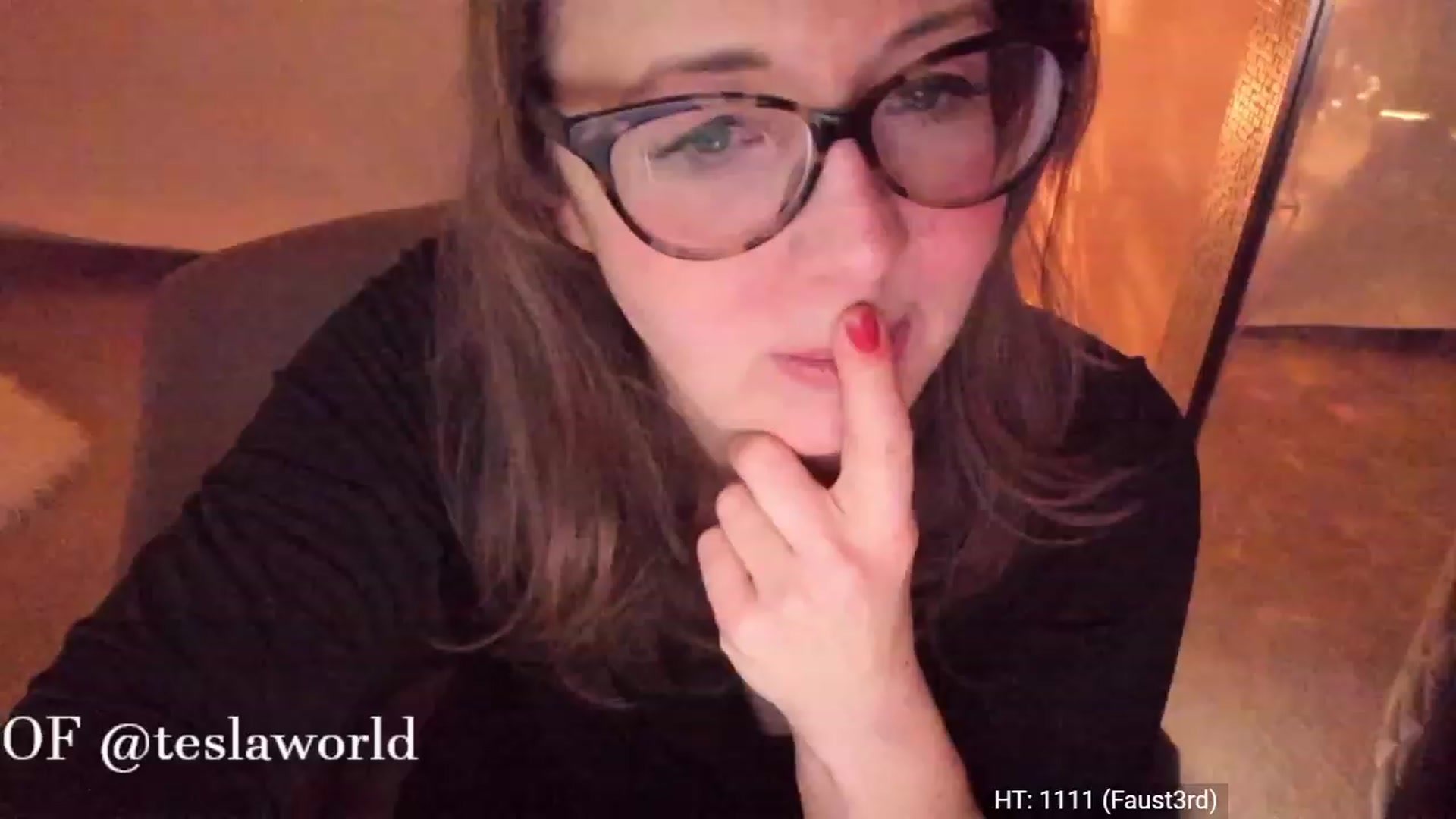 Gallery image thumbnail from Tesla's myfreecams stream on, 02/18/2023, 06:48 image 18 of 20