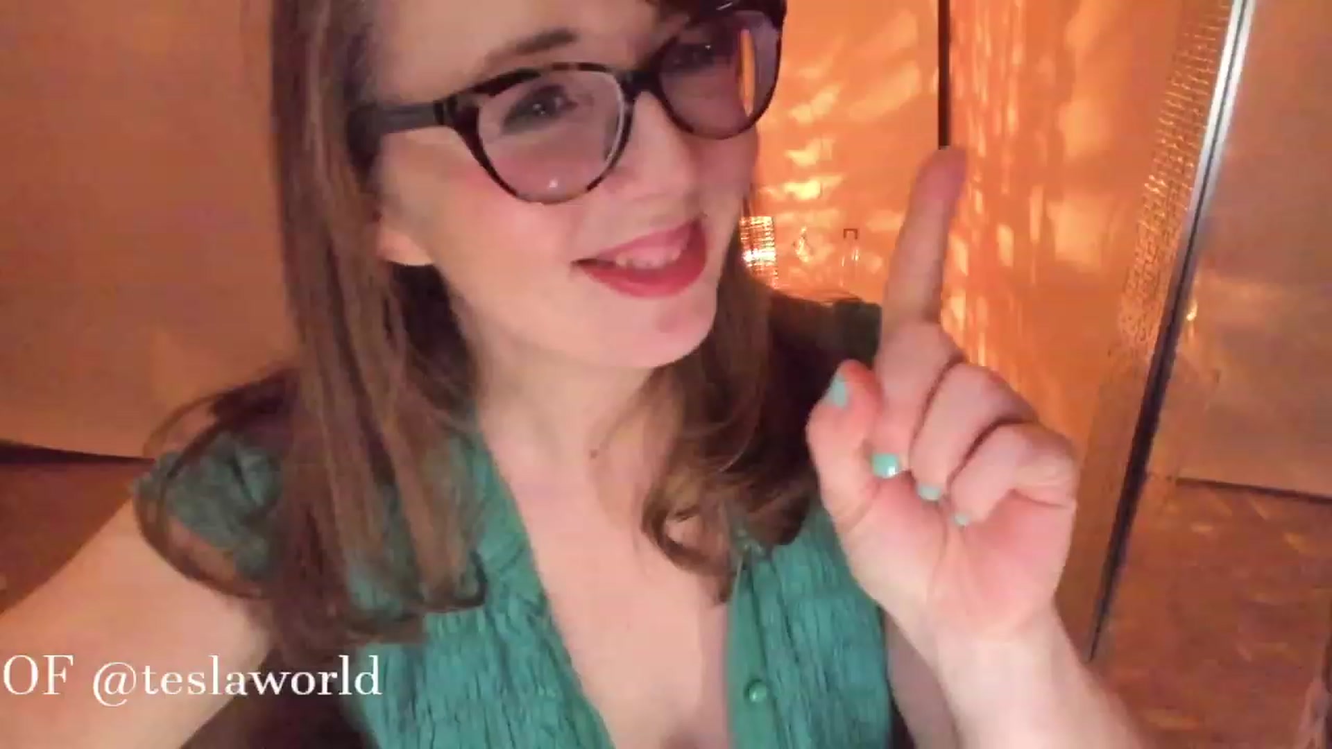 Gallery image thumbnail from Tesla's myfreecams stream on, 03/10/2023, 06:27 image 7 of 20