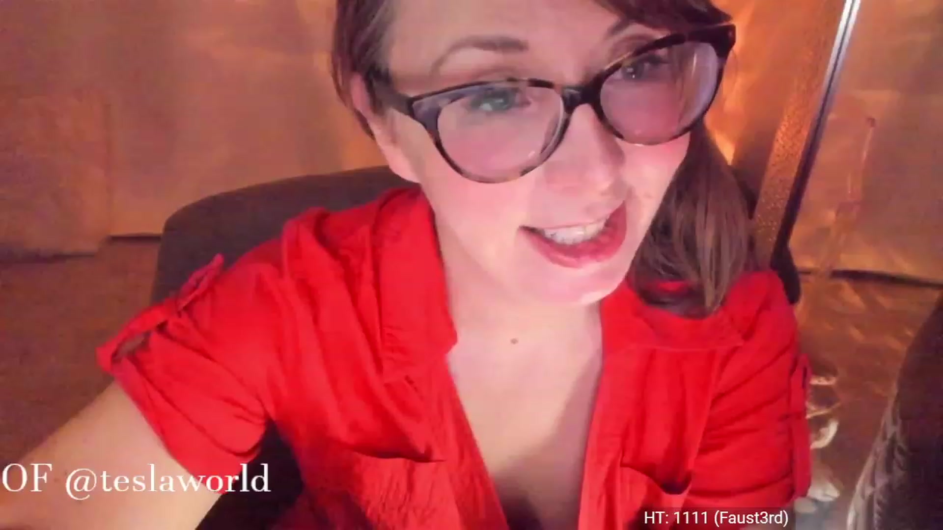 Gallery image thumbnail from Tesla's myfreecams stream on, 03/19/2023, 05:27 image 19 of 20