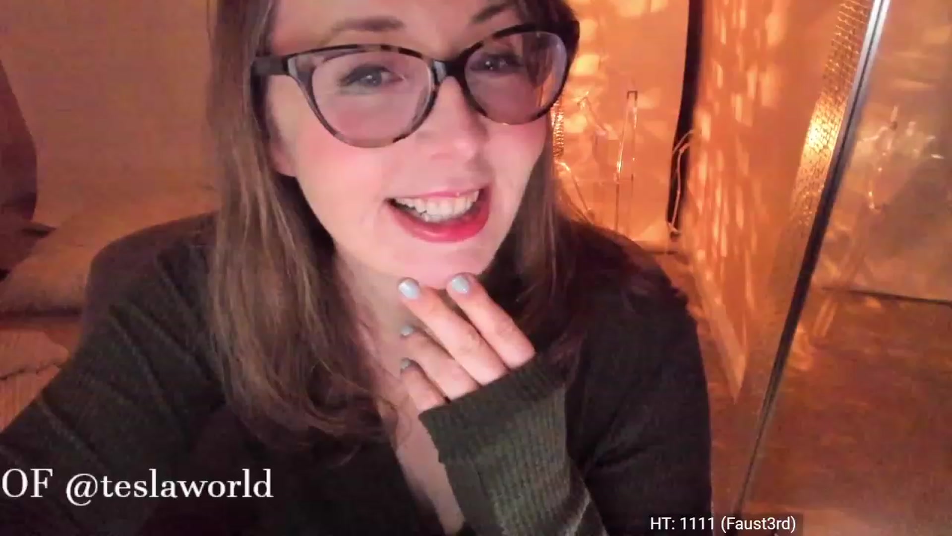 Gallery image thumbnail from Tesla's myfreecams stream on, 03/24/2023, 05:15 image 6 of 20
