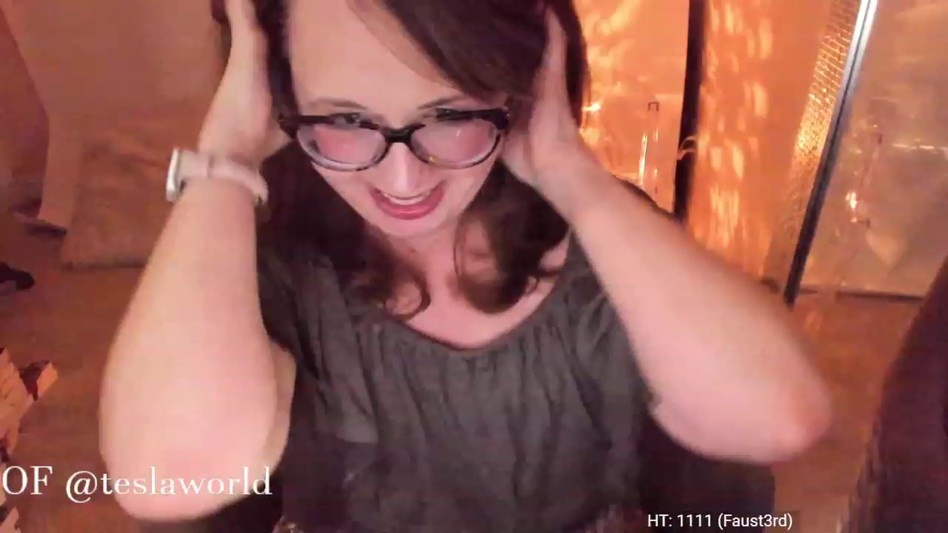 Gallery image thumbnail from Tesla's myfreecams stream on, 04/07/2023, 05:27 image 14 of 20