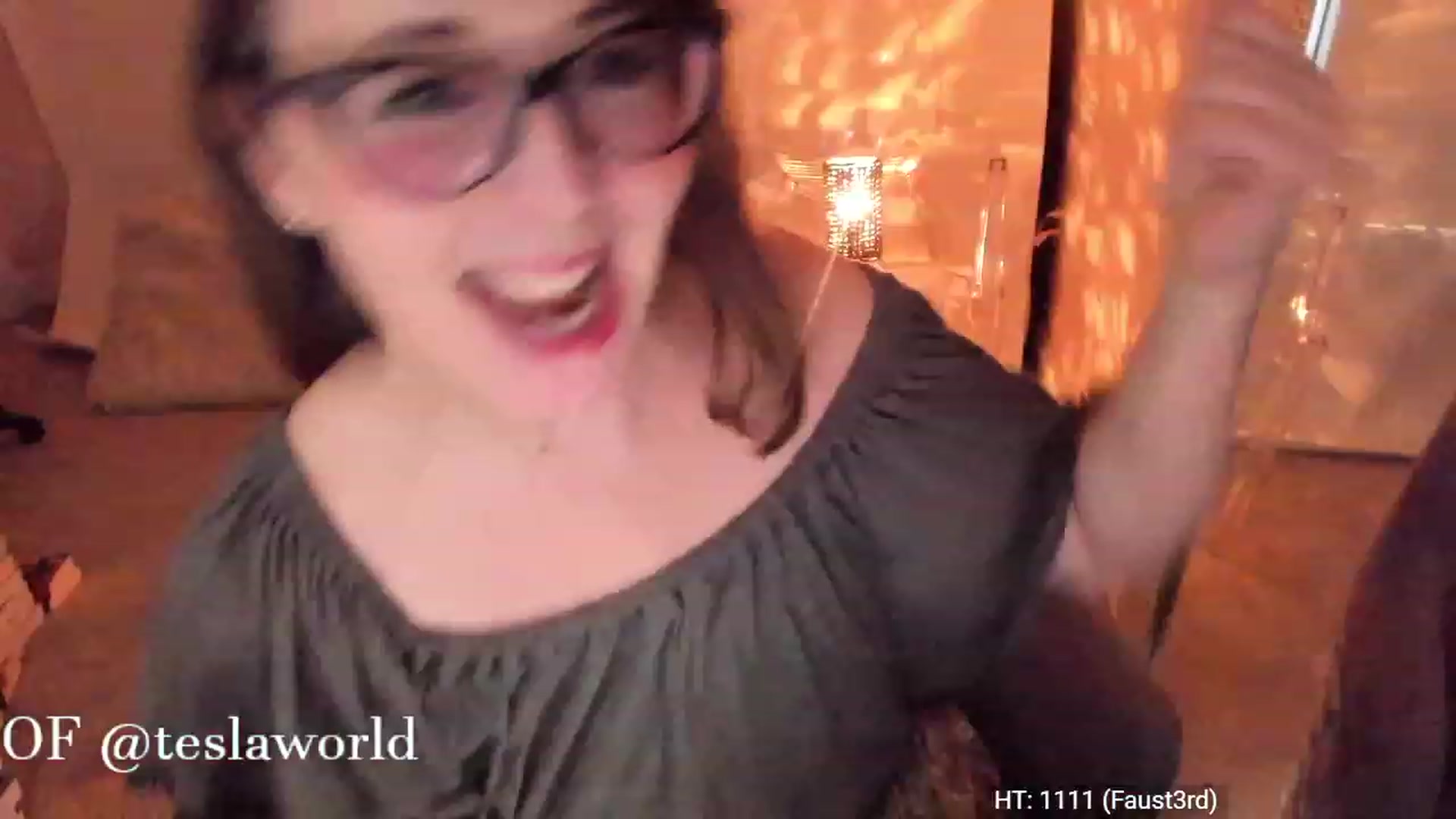 Gallery image thumbnail from Tesla's myfreecams stream on, 04/07/2023, 05:27 image 12 of 20