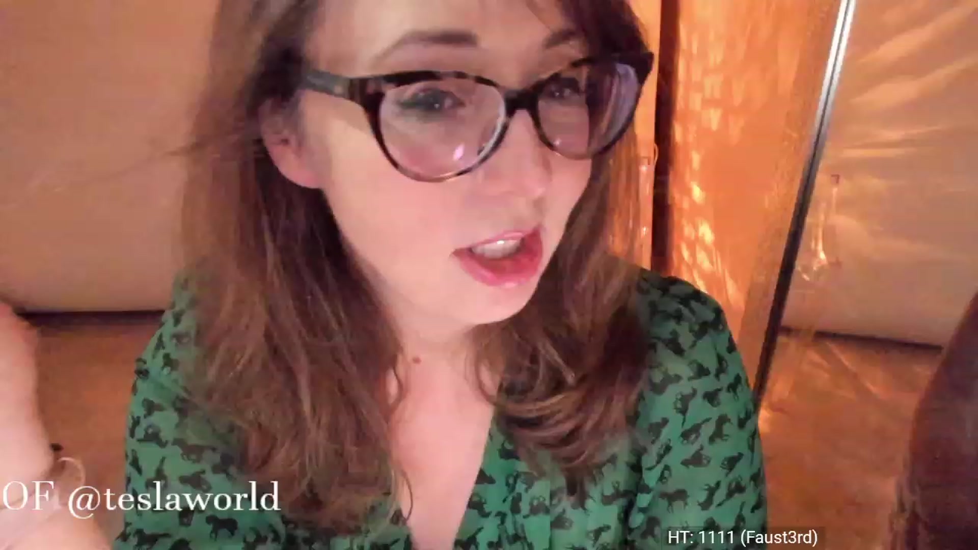 Gallery image thumbnail from Tesla's myfreecams stream on, 04/14/2023, 05:37 image 20 of 20