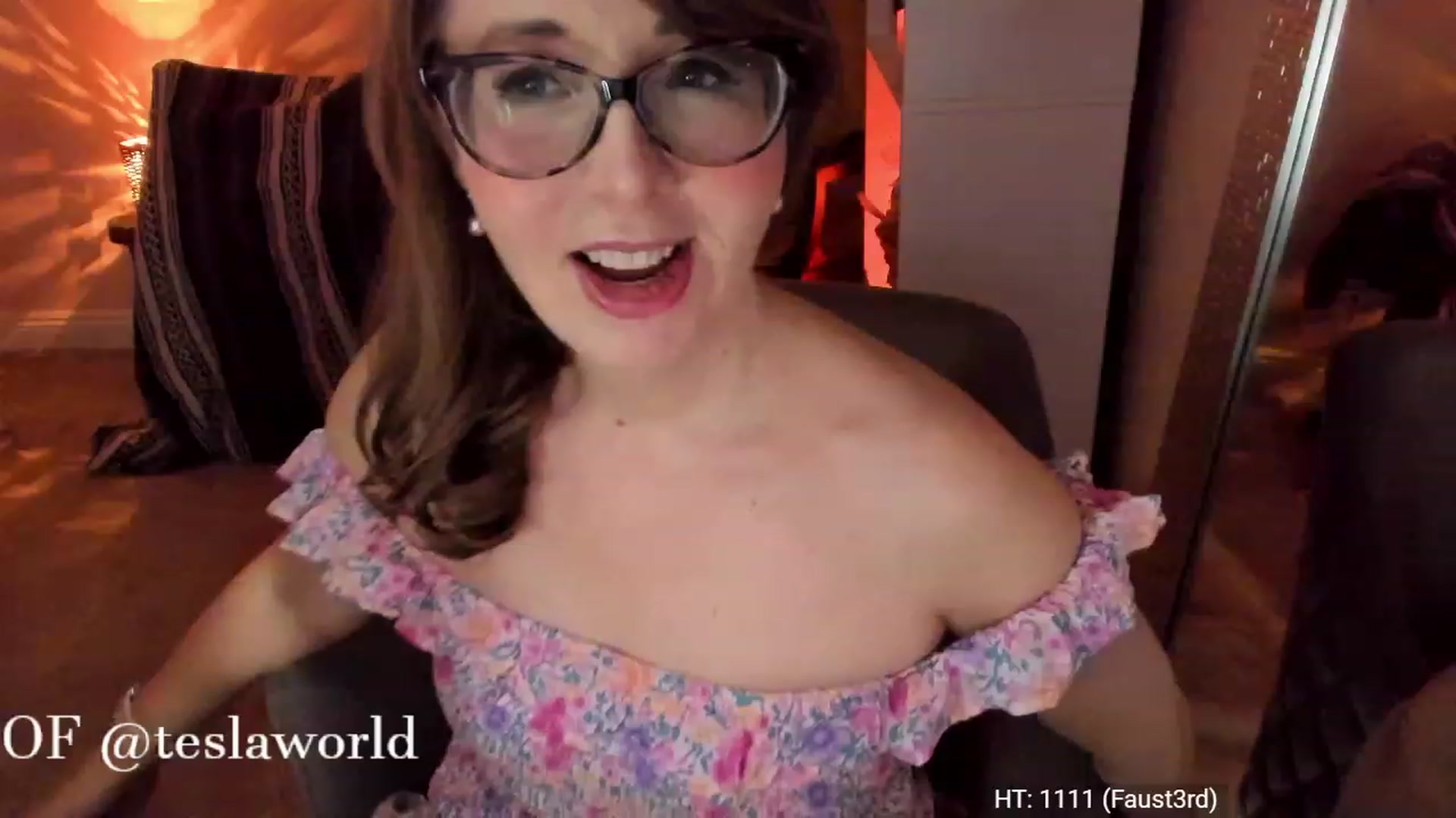 Gallery image thumbnail from Tesla's myfreecams stream on, 04/29/2023, 05:17 image 20 of 20