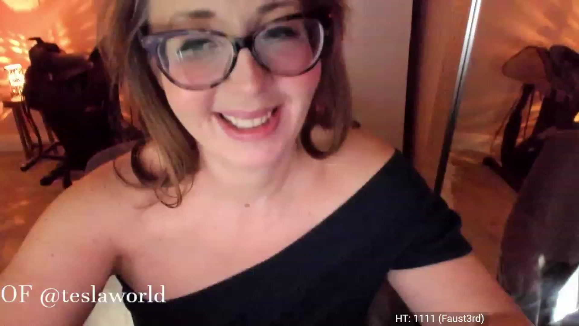 Gallery image thumbnail from Tesla's myfreecams stream on, 05/07/2023, 05:50 image 1 of 20