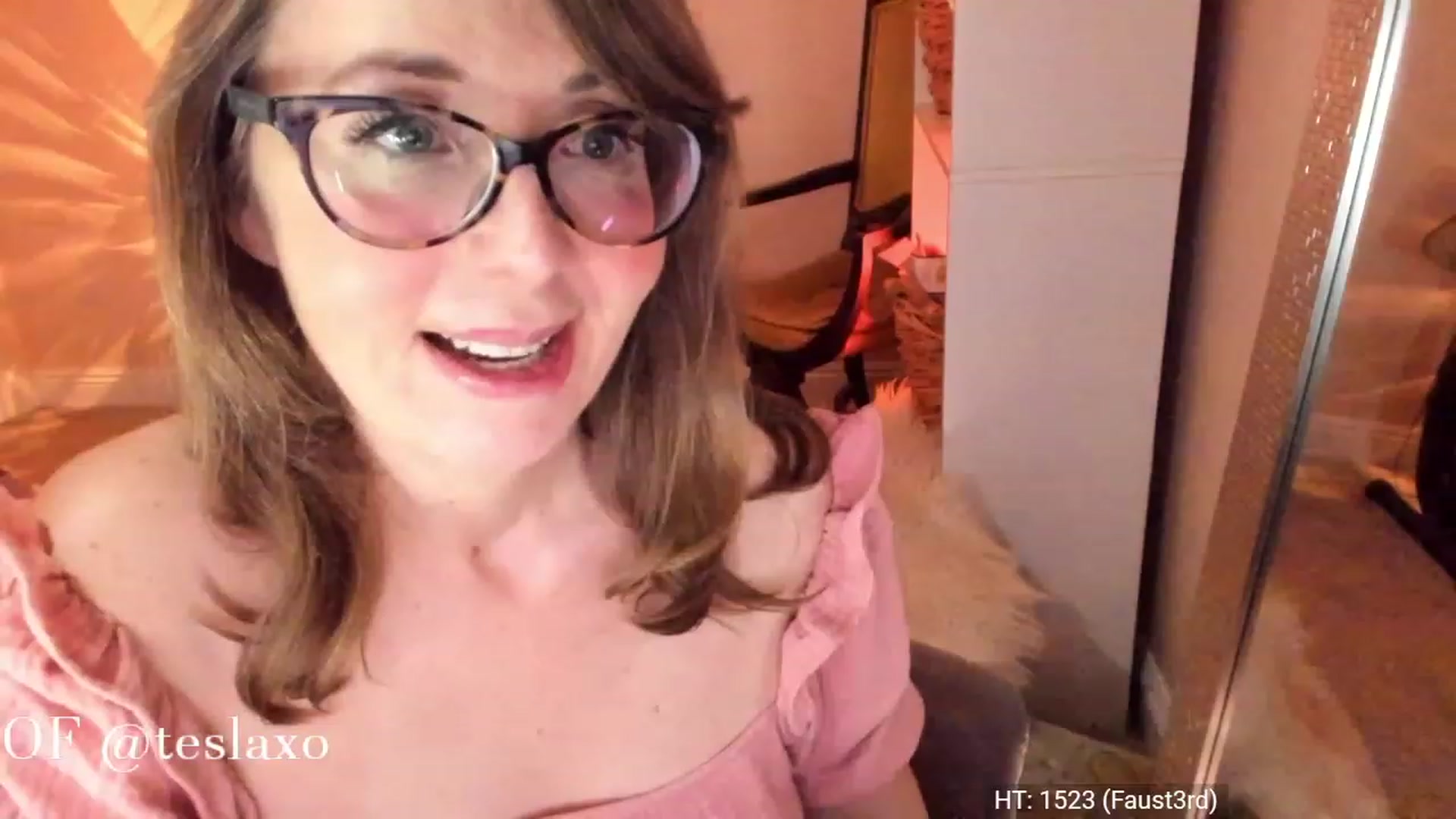 Gallery image thumbnail from Tesla's myfreecams stream on, 05/20/2023, 05:25 image 8 of 20