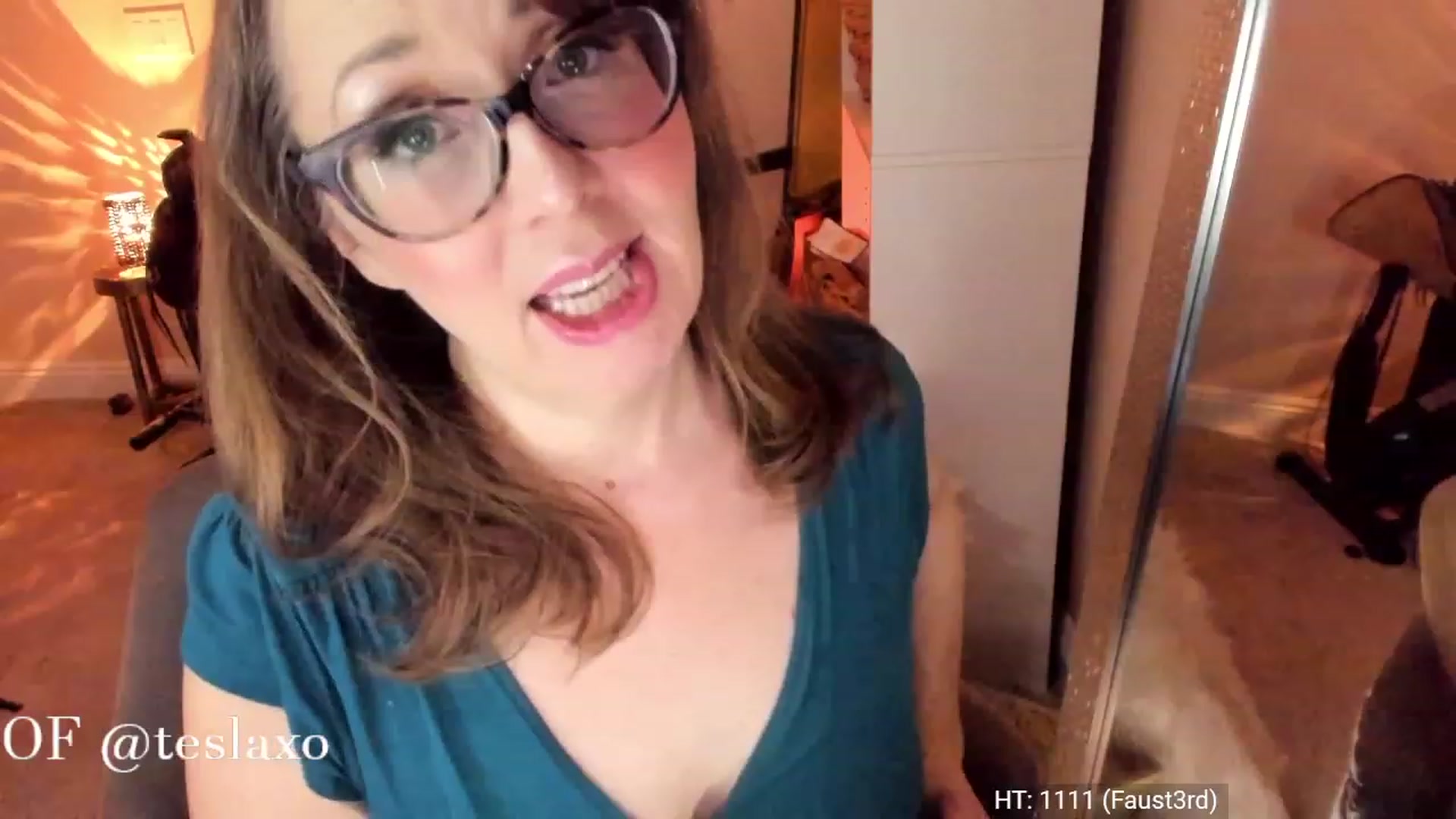 Gallery image thumbnail from Tesla's myfreecams stream on, 05/27/2023, 05:28 image 7 of 20