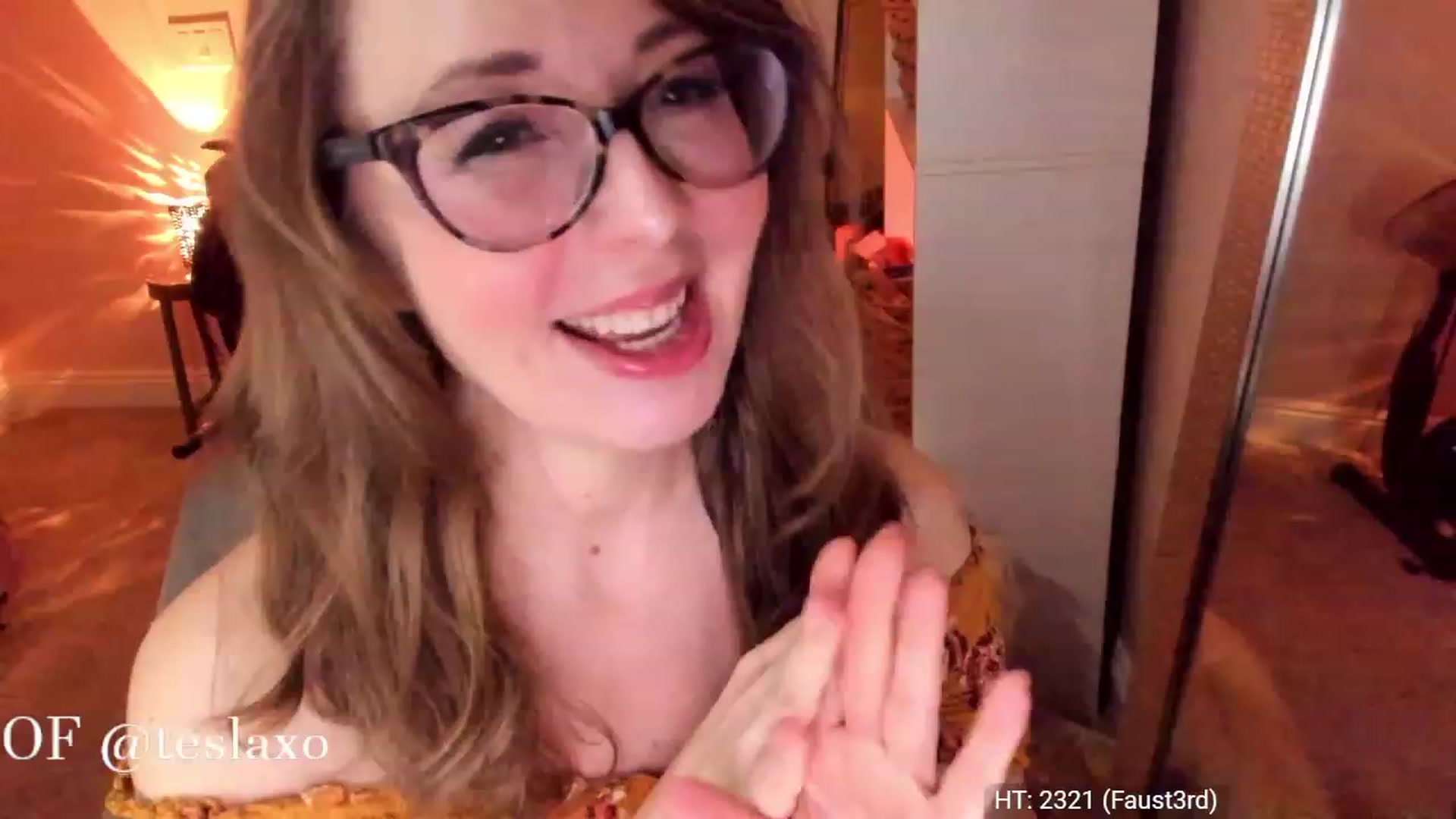 Gallery image thumbnail from Tesla's myfreecams stream on, 06/01/2023, 05:43 image 5 of 20