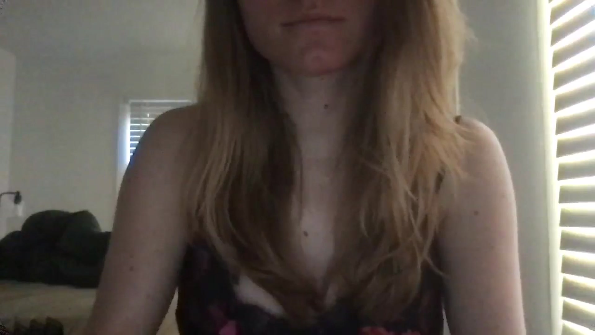 Gallery image thumbnail from TessEmme's myfreecams stream on, 01/28/2026, 18:13 image 7 of 20