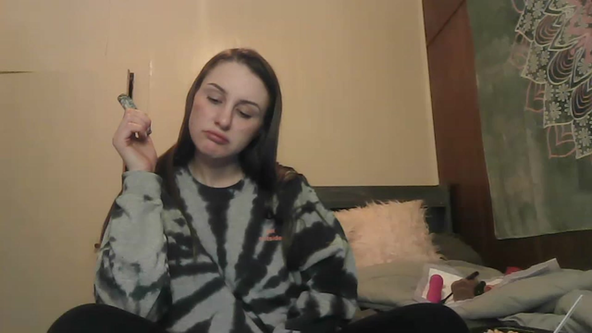Gallery image thumbnail from TessaJaneXO's myfreecams stream on, 03/21/2023, 08:40 image 1 of 20