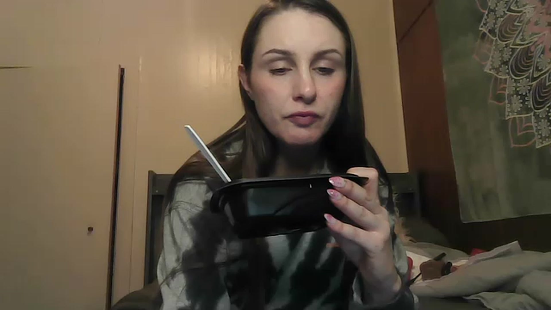 Gallery image thumbnail from TessaJaneXO's myfreecams stream on, 03/21/2023, 08:40 image 9 of 20