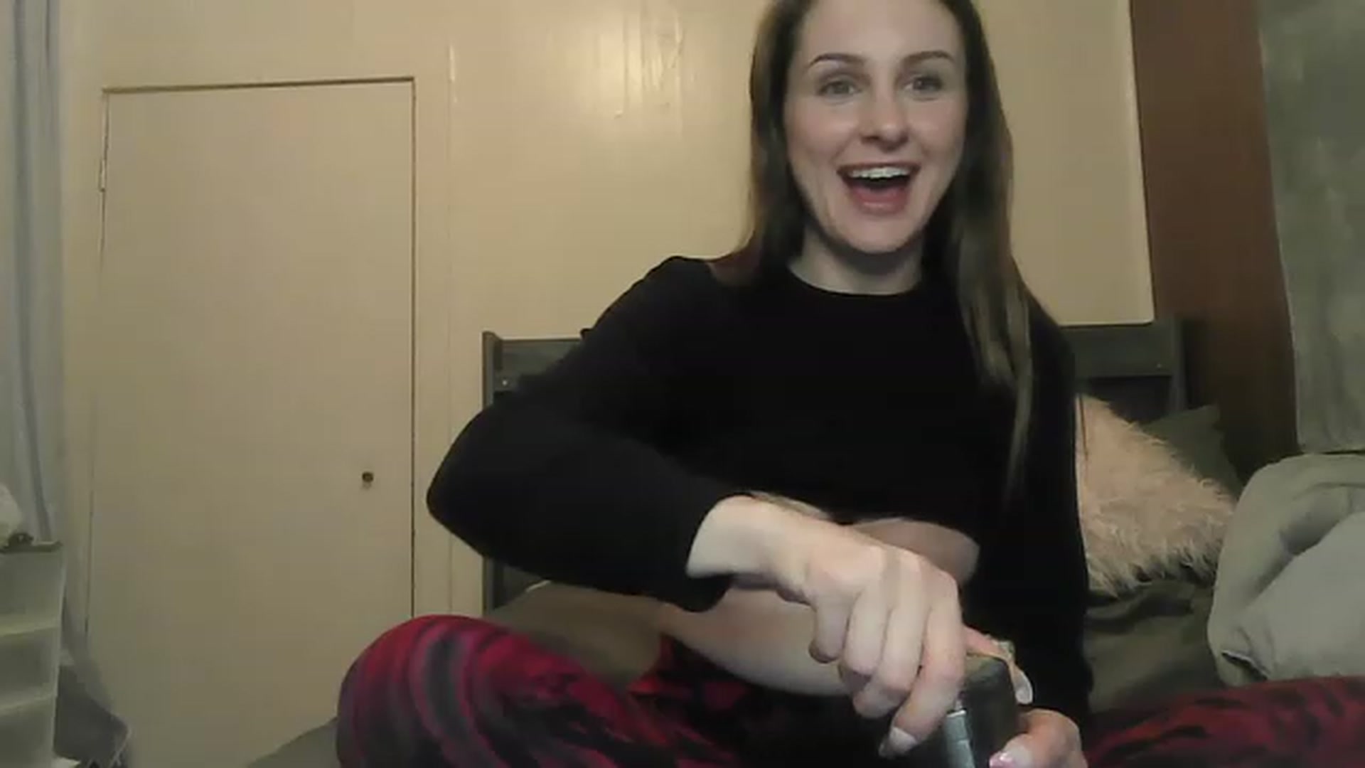 Gallery image thumbnail from TessaJaneXO's myfreecams stream on, 03/25/2023, 10:14 image 8 of 20