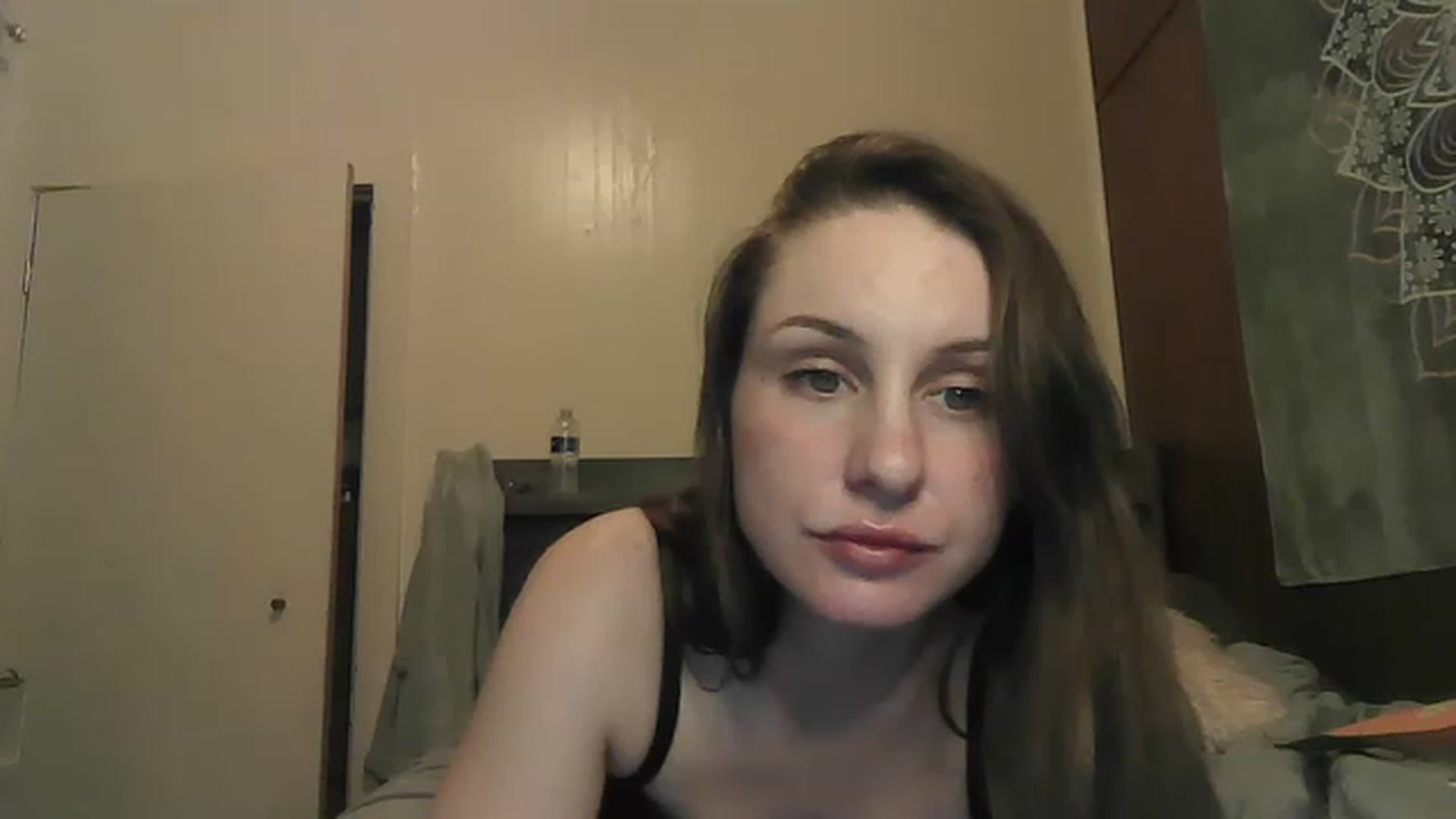 Gallery image thumbnail from TessaJaneXO's myfreecams stream on, 05/08/2023, 08:11 image 11 of 20